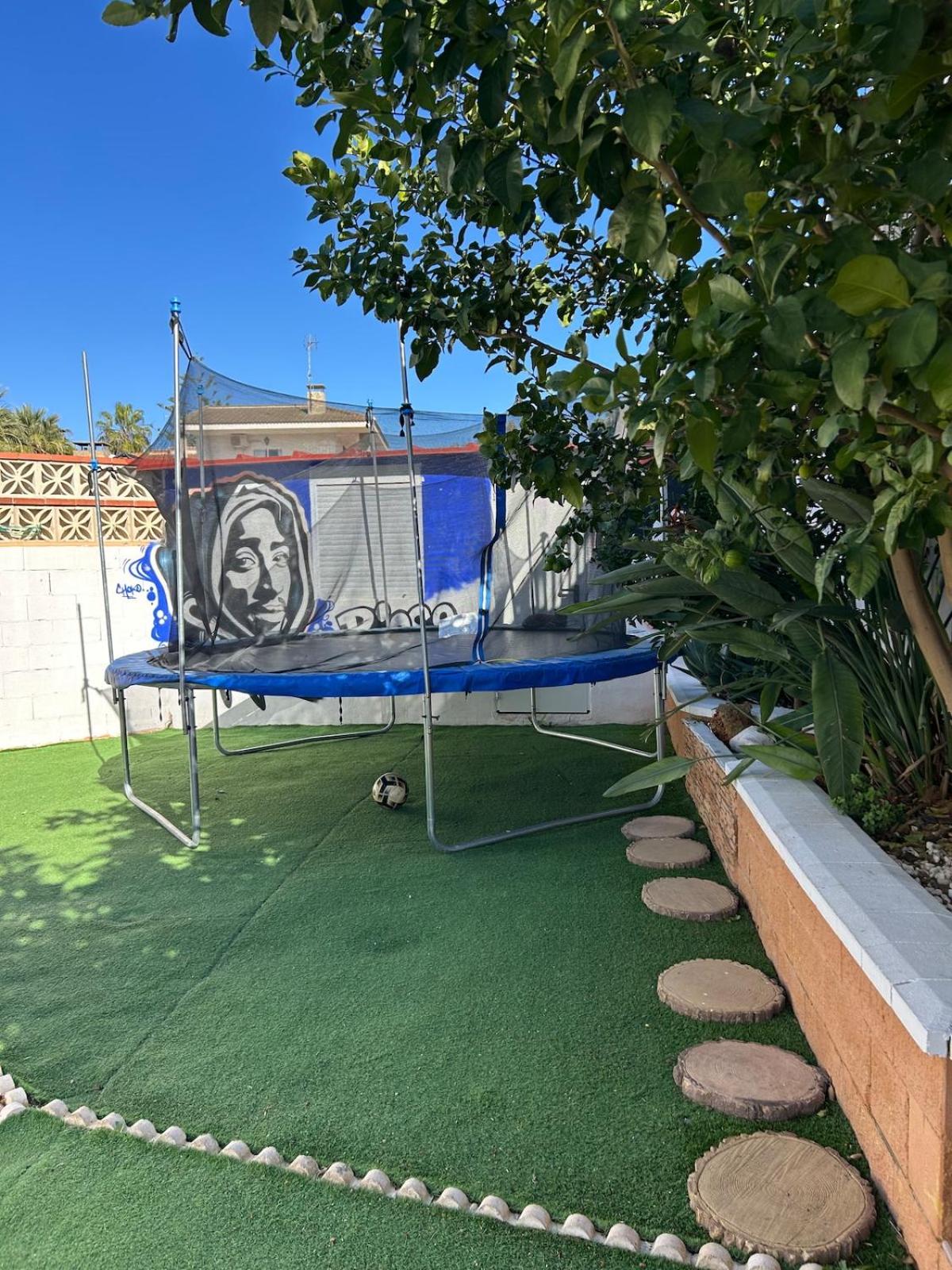 MALAGA,VILLA FAMARA,10 personas,CERCA DE LA PLAYA CON PISCINA,7 CAMAS,CAFE DE CORTESIA GRATIS