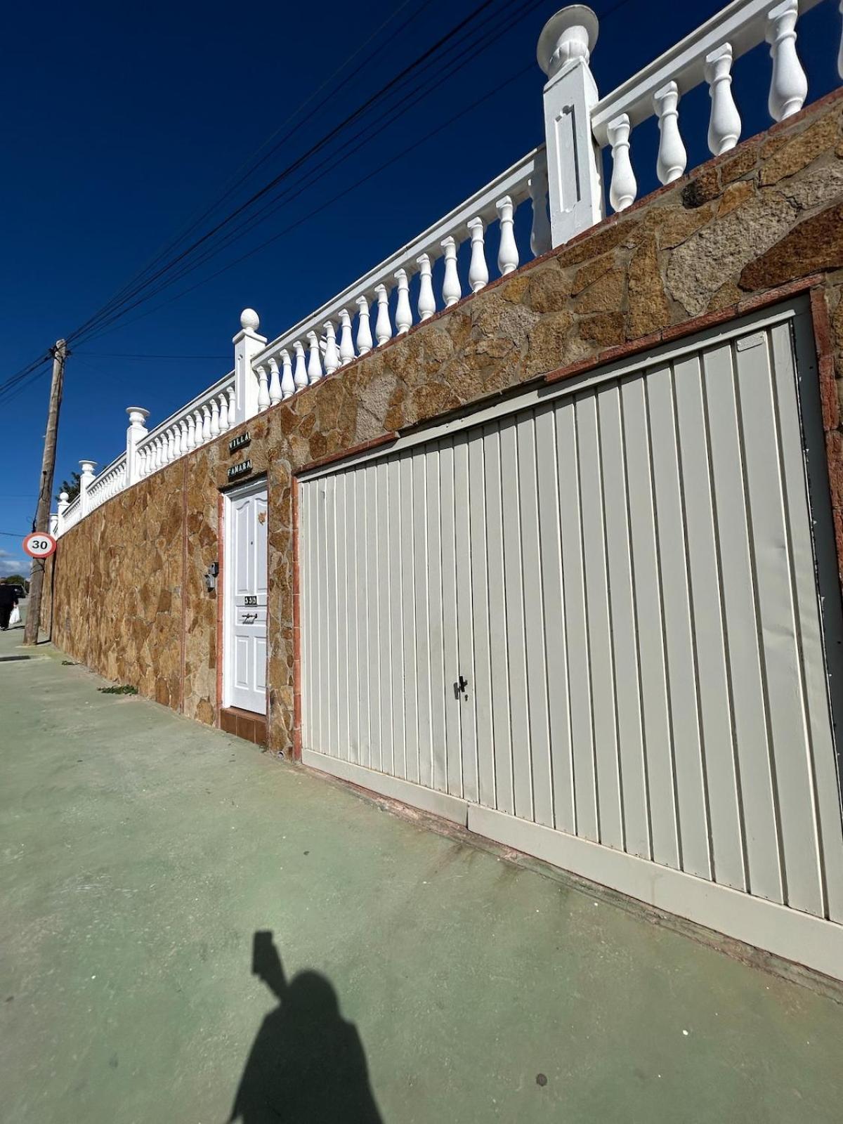 MALAGA,VILLA FAMARA,10 personas,CERCA DE LA PLAYA CON PISCINA,7 CAMAS,CAFE DE CORTESIA GRATIS