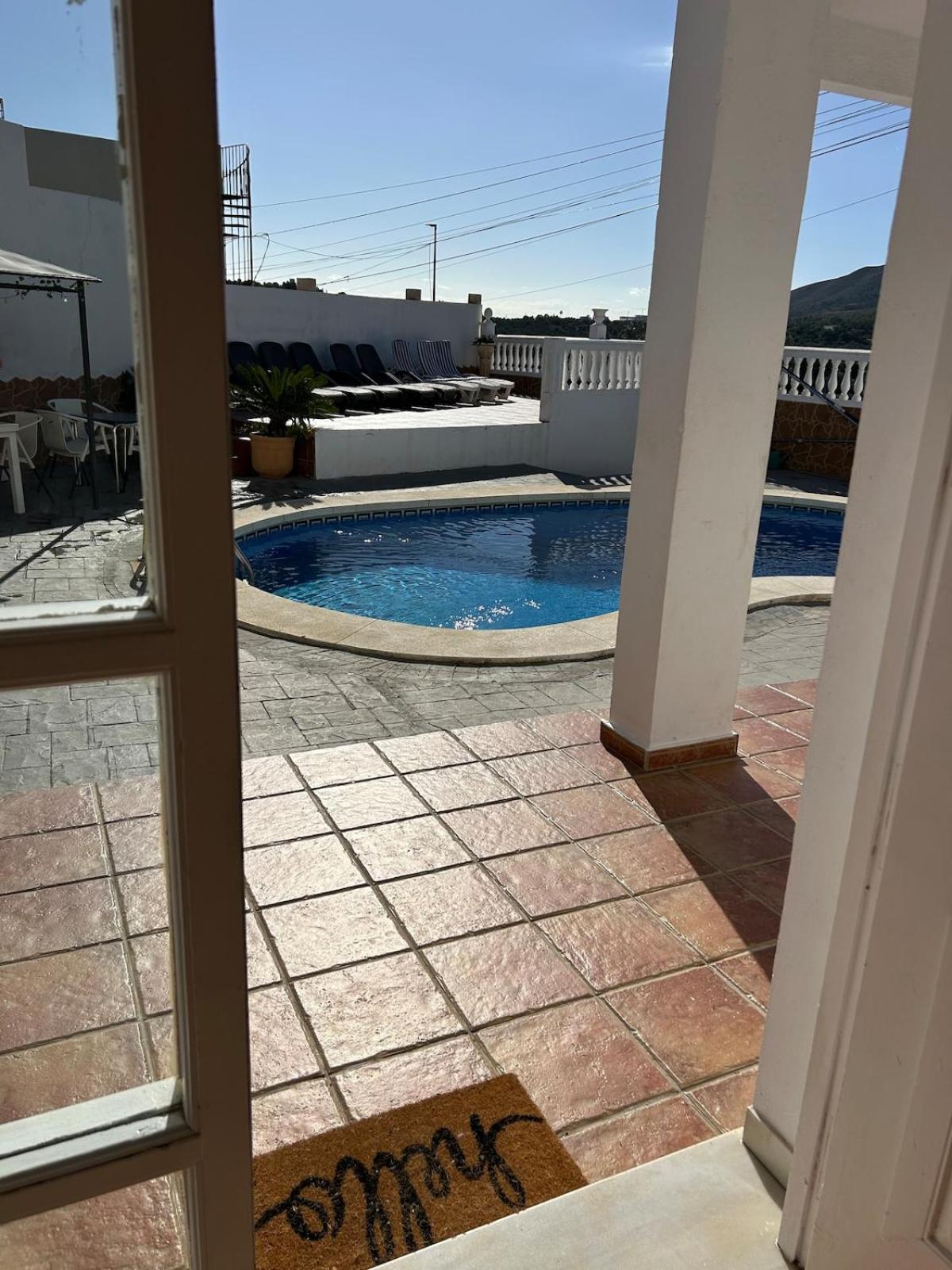 MALAGA,VILLA FAMARA,10 personas,CERCA DE LA PLAYA CON PISCINA,7 CAMAS,CAFE DE CORTESIA GRATIS
