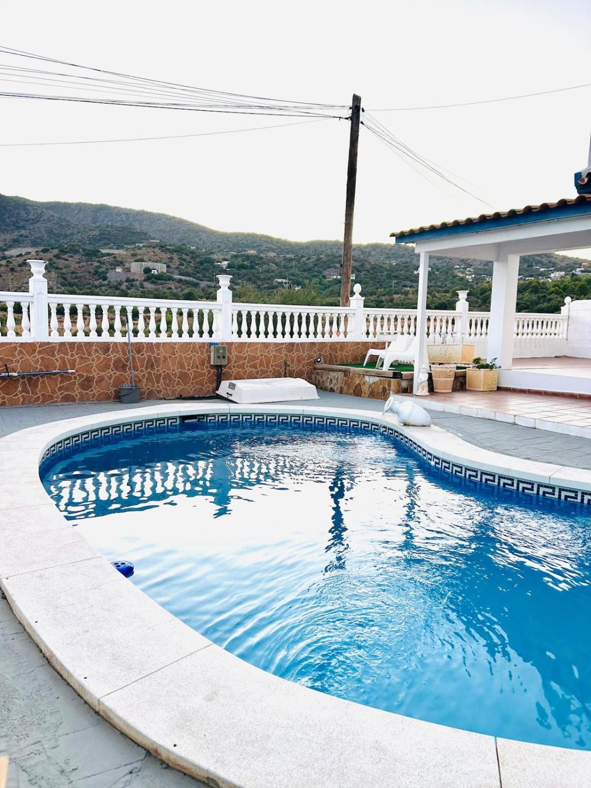 MALAGA,VILLA FAMARA,10 personas,CERCA DE LA PLAYA CON PISCINA,7 CAMAS,CAFE DE CORTESIA GRATIS
