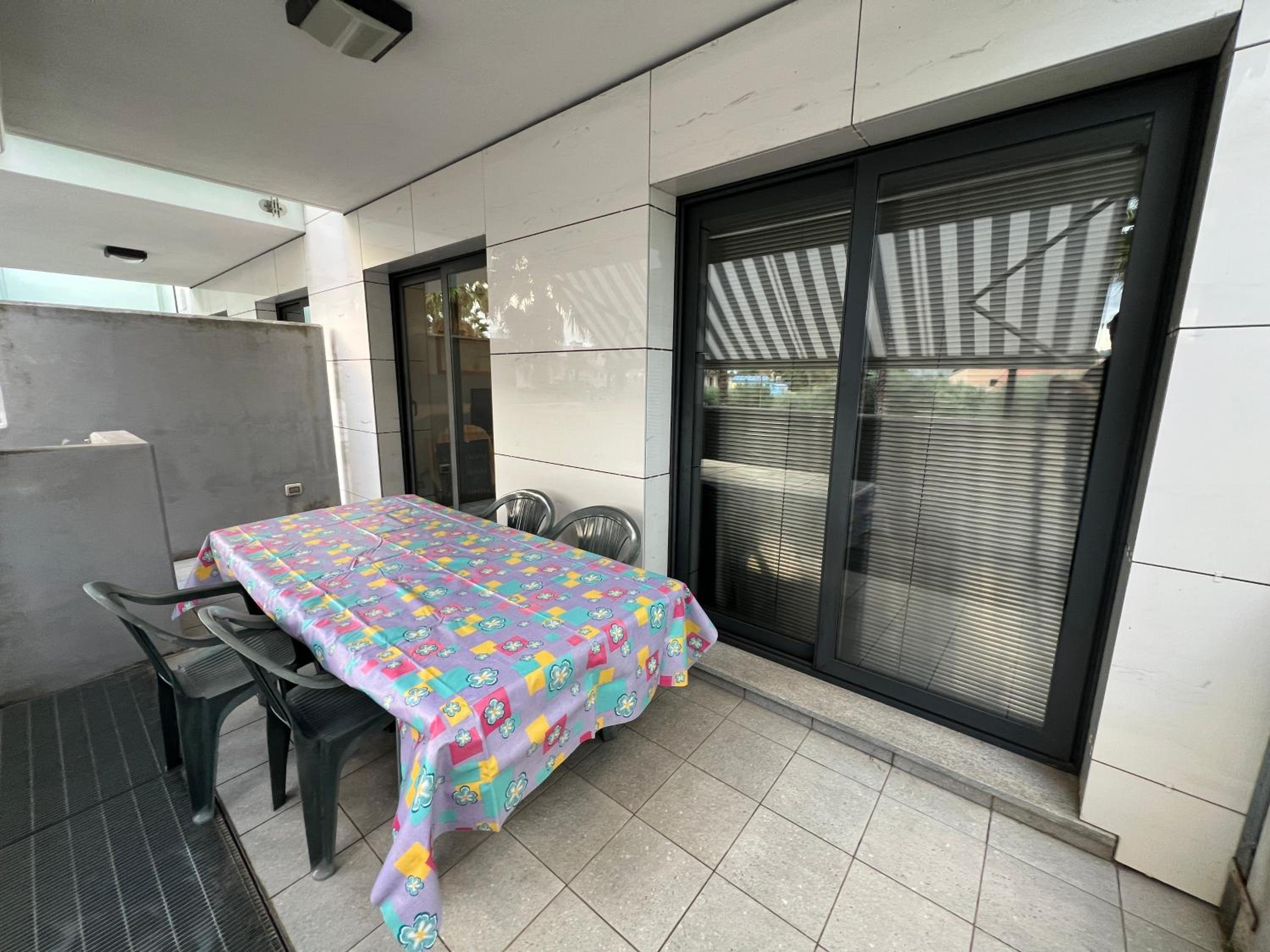 Palm Grove House con terrazzo e box privato