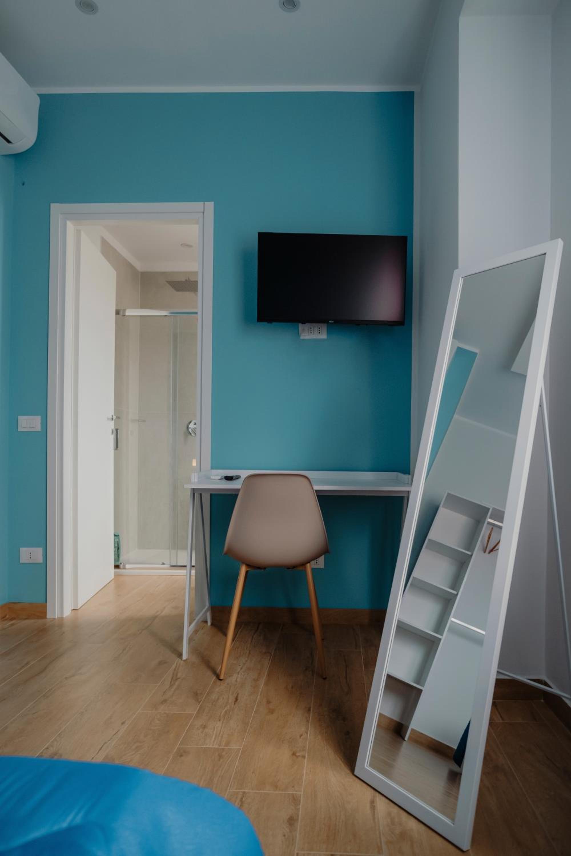 Sarina's apartment