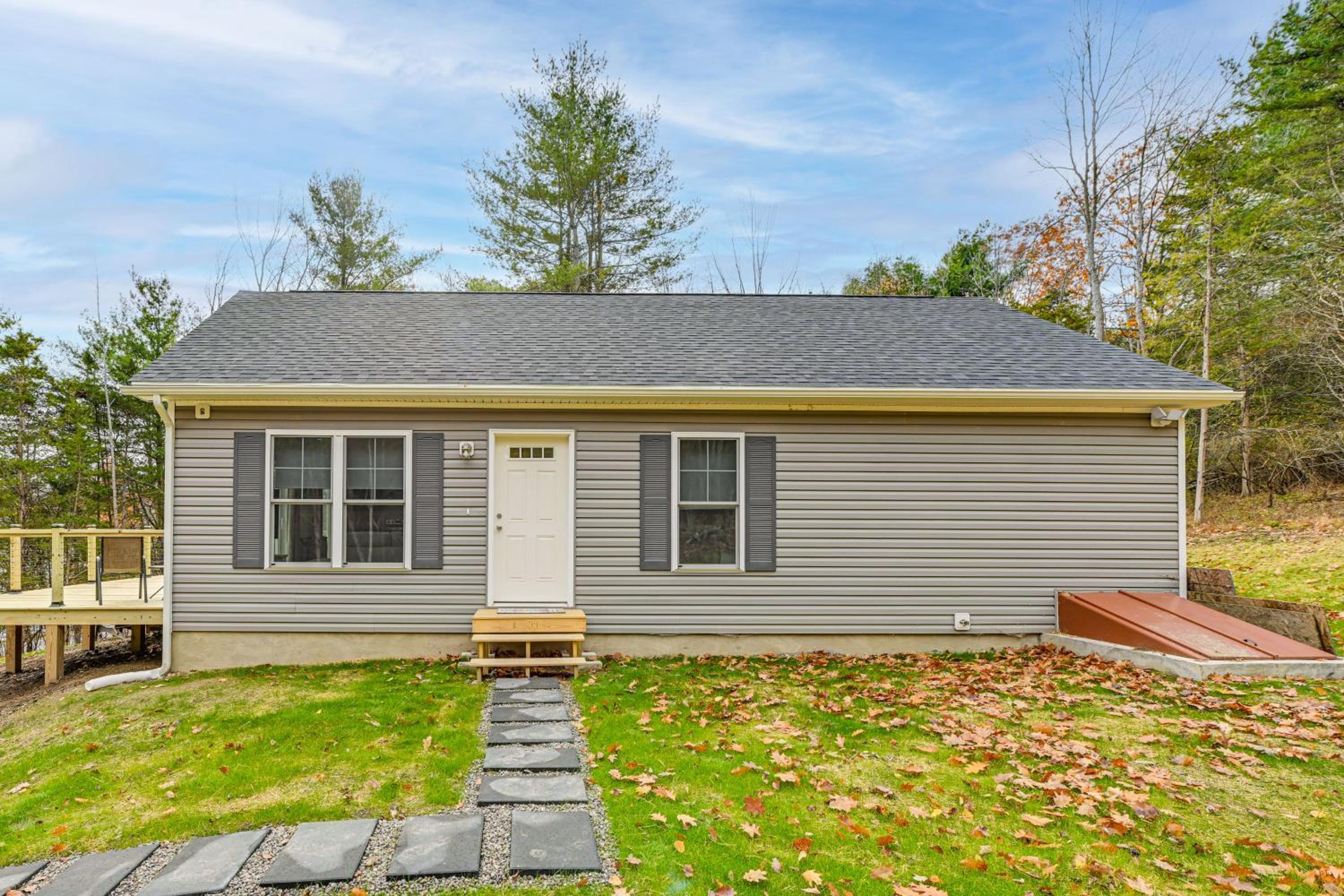 Keuka Lake Retreat Steps From Marina!