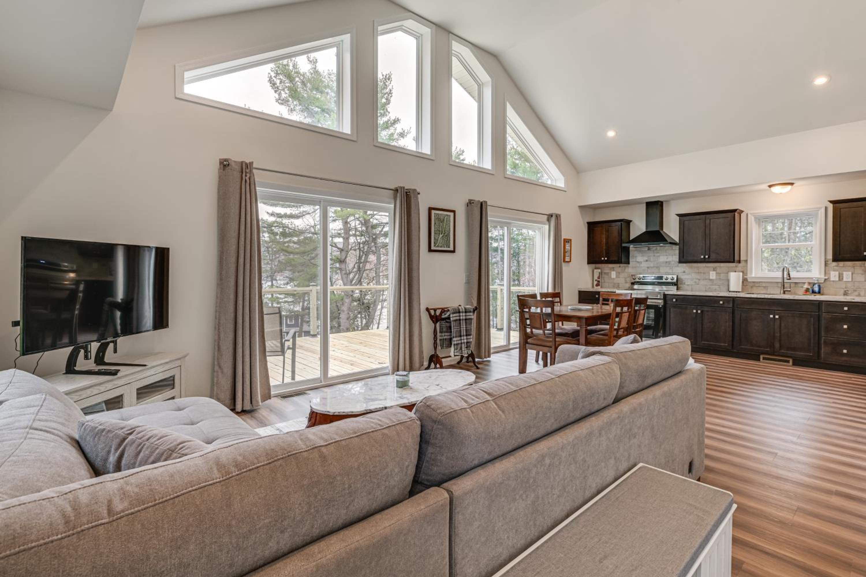 Keuka Lake Retreat Steps From Marina!