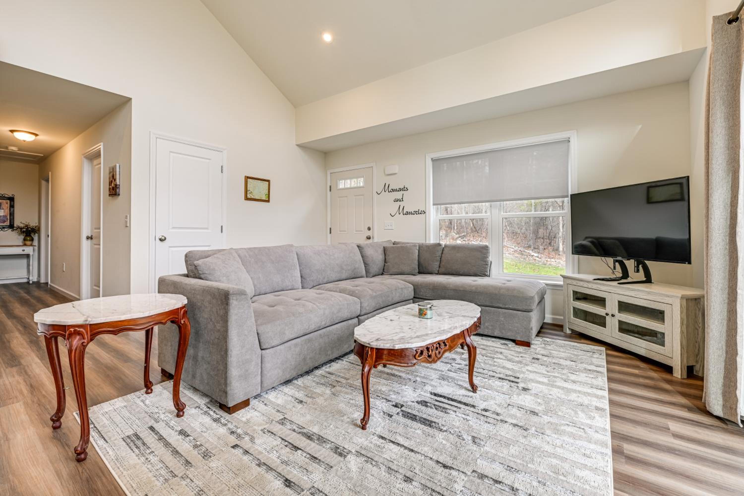 Keuka Lake Retreat Steps From Marina!