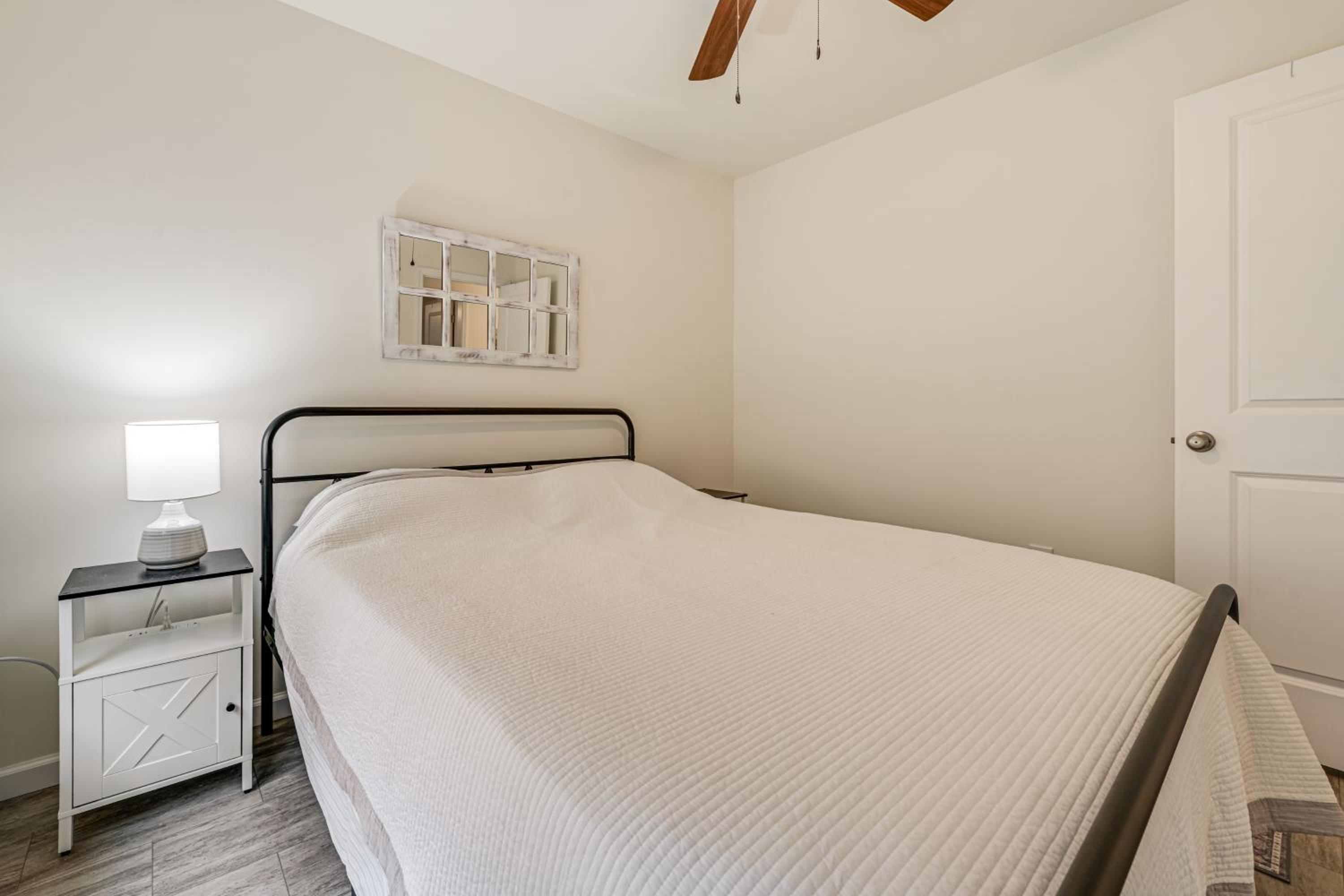 Keuka Lake Retreat Steps From Marina!