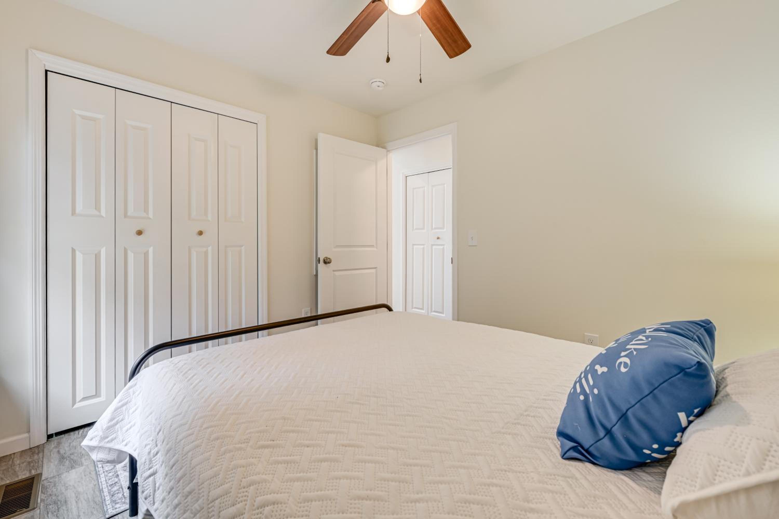 Keuka Lake Retreat Steps From Marina!