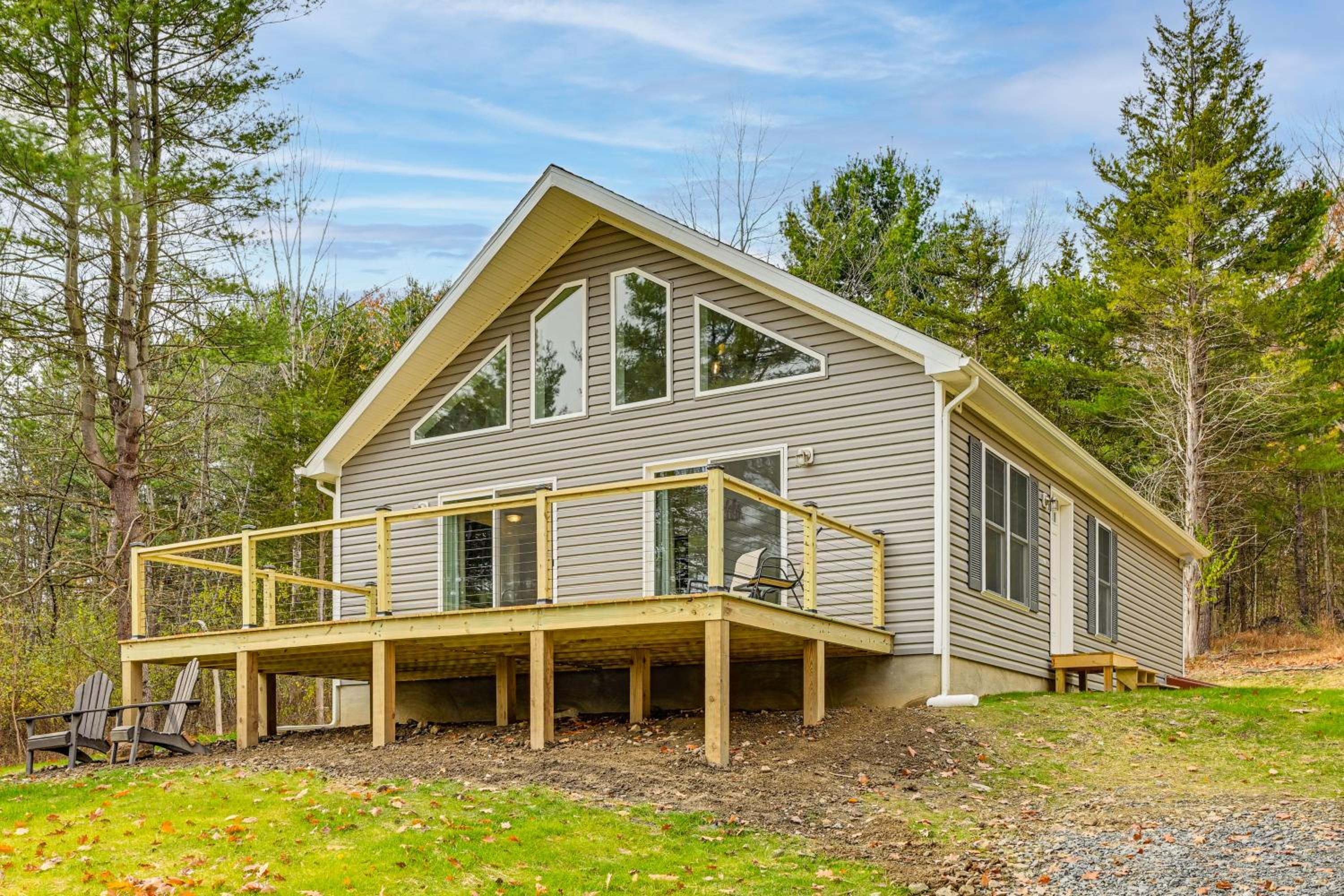 Keuka Lake Retreat Steps From Marina!