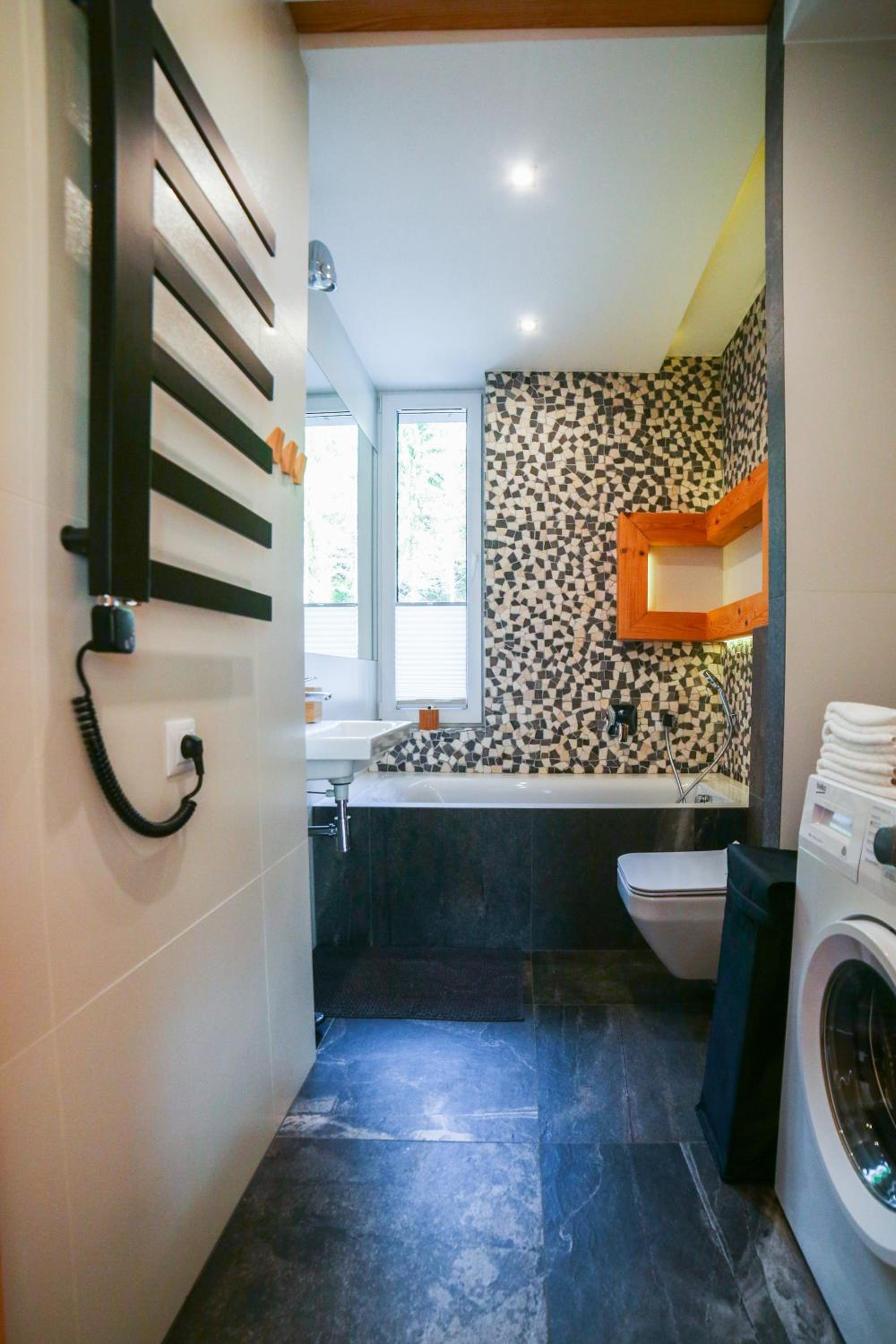 Photo 77