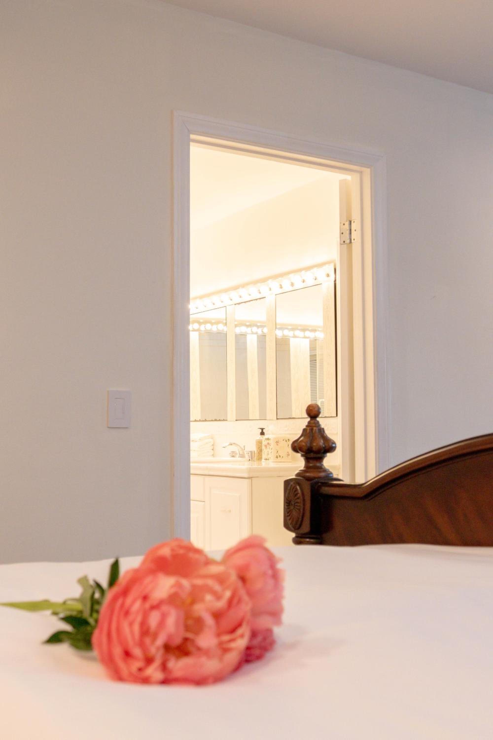 Bella Villa near Beverly Hills Amazing City view and hot tub