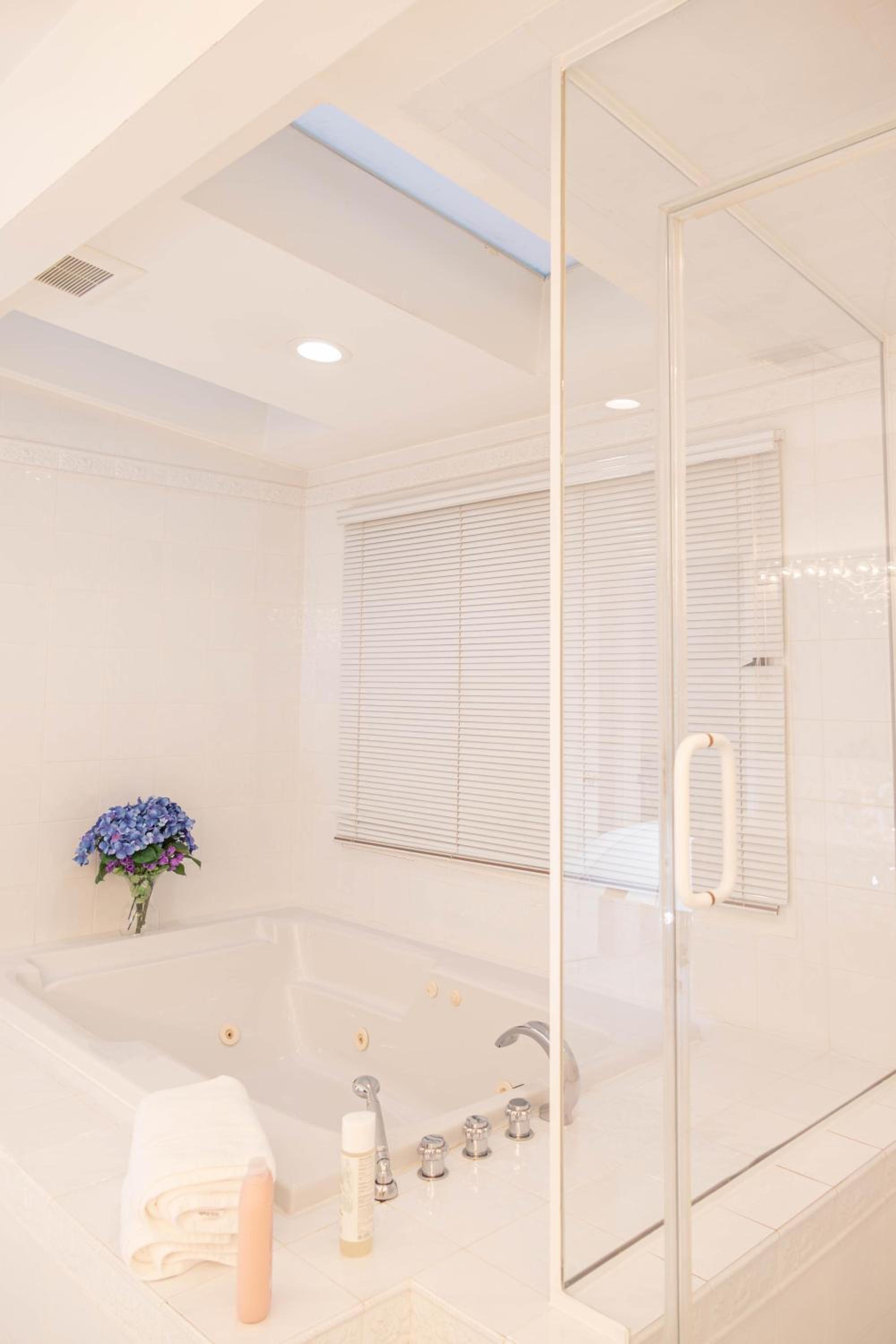 Bella Villa near Beverly Hills Amazing City view and hot tub