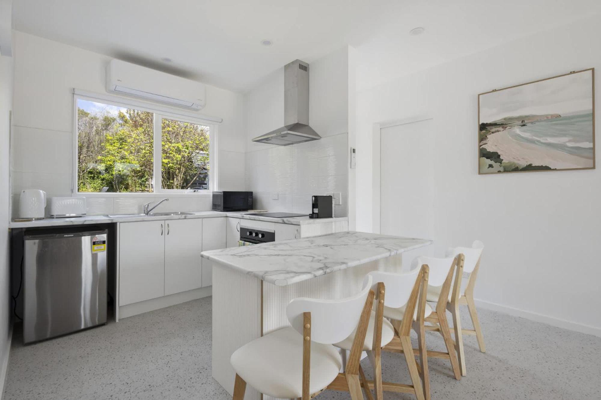 Peaceful 2-Bed Apartment in Coastal McCrae