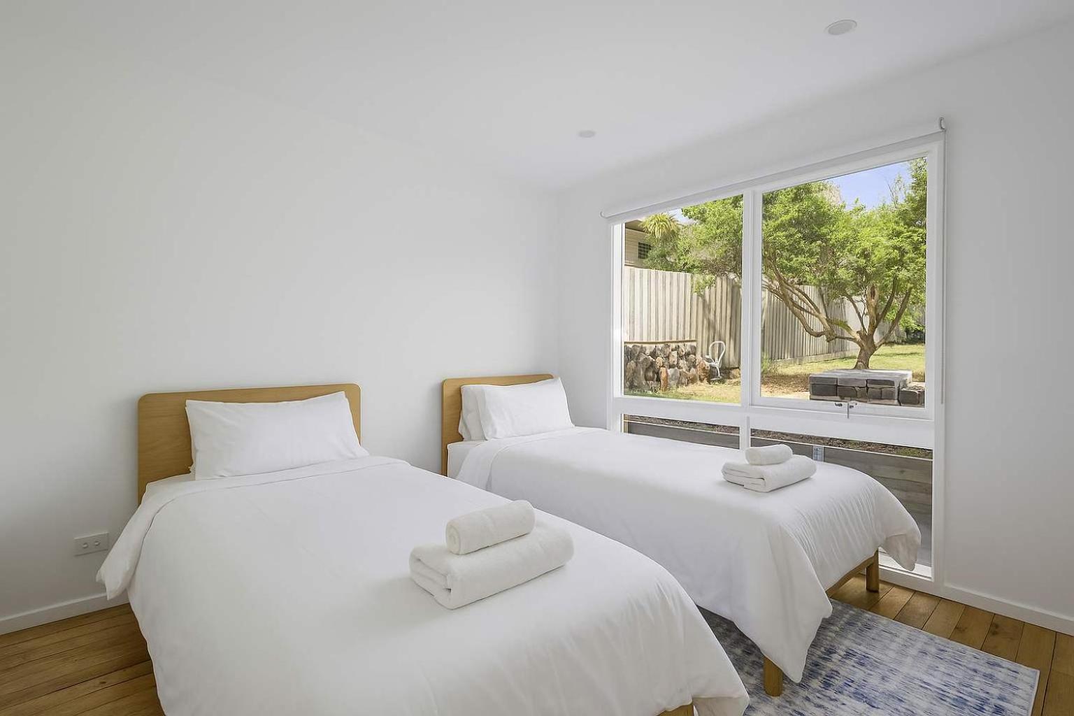 Peaceful 2-Bed Apartment in Coastal McCrae