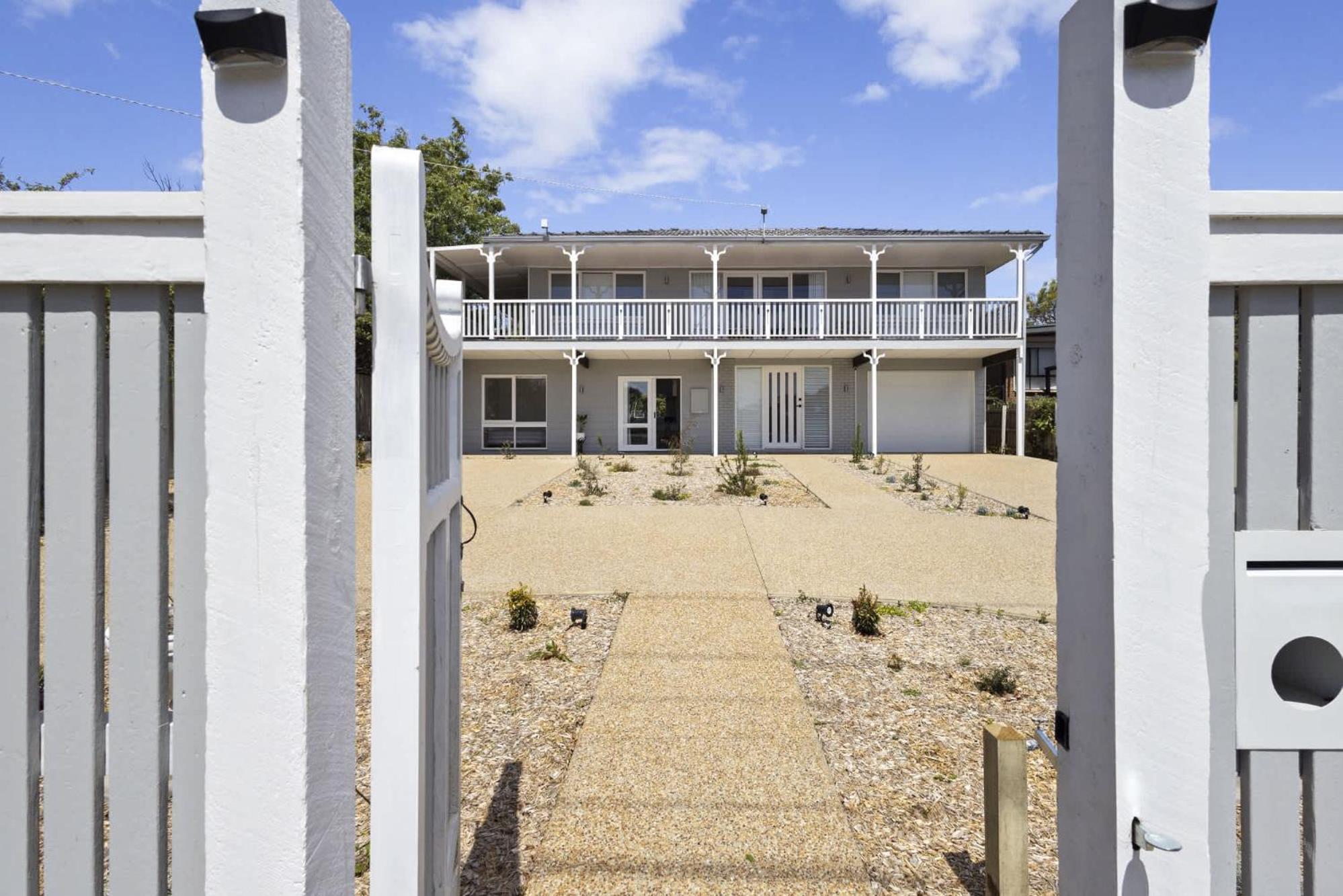Peaceful 2-Bed Apartment in Coastal McCrae