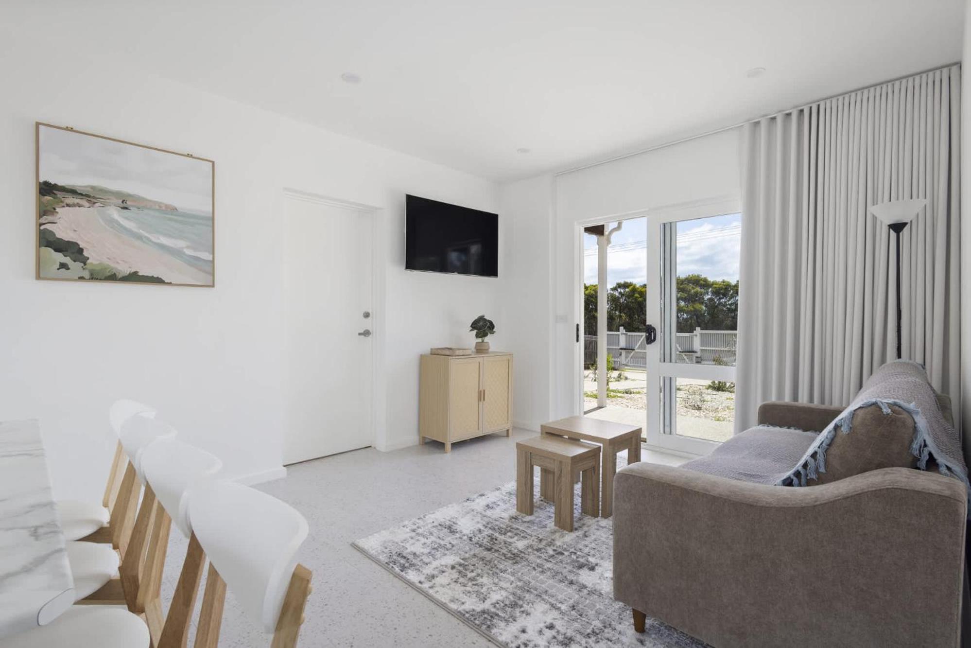 Peaceful 2-Bed Apartment in Coastal McCrae