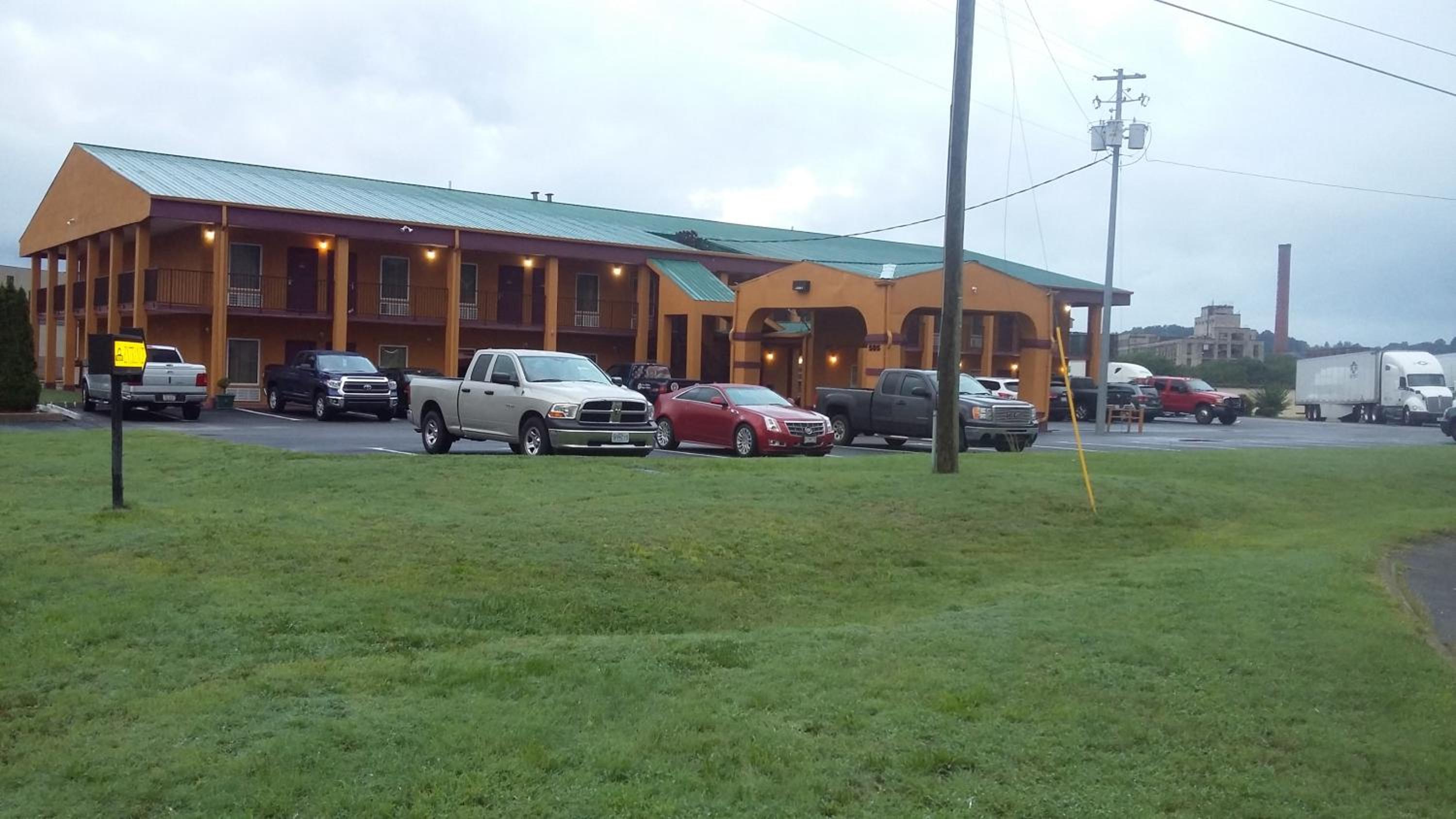 Travelers Inn Elizabethton, photo 18