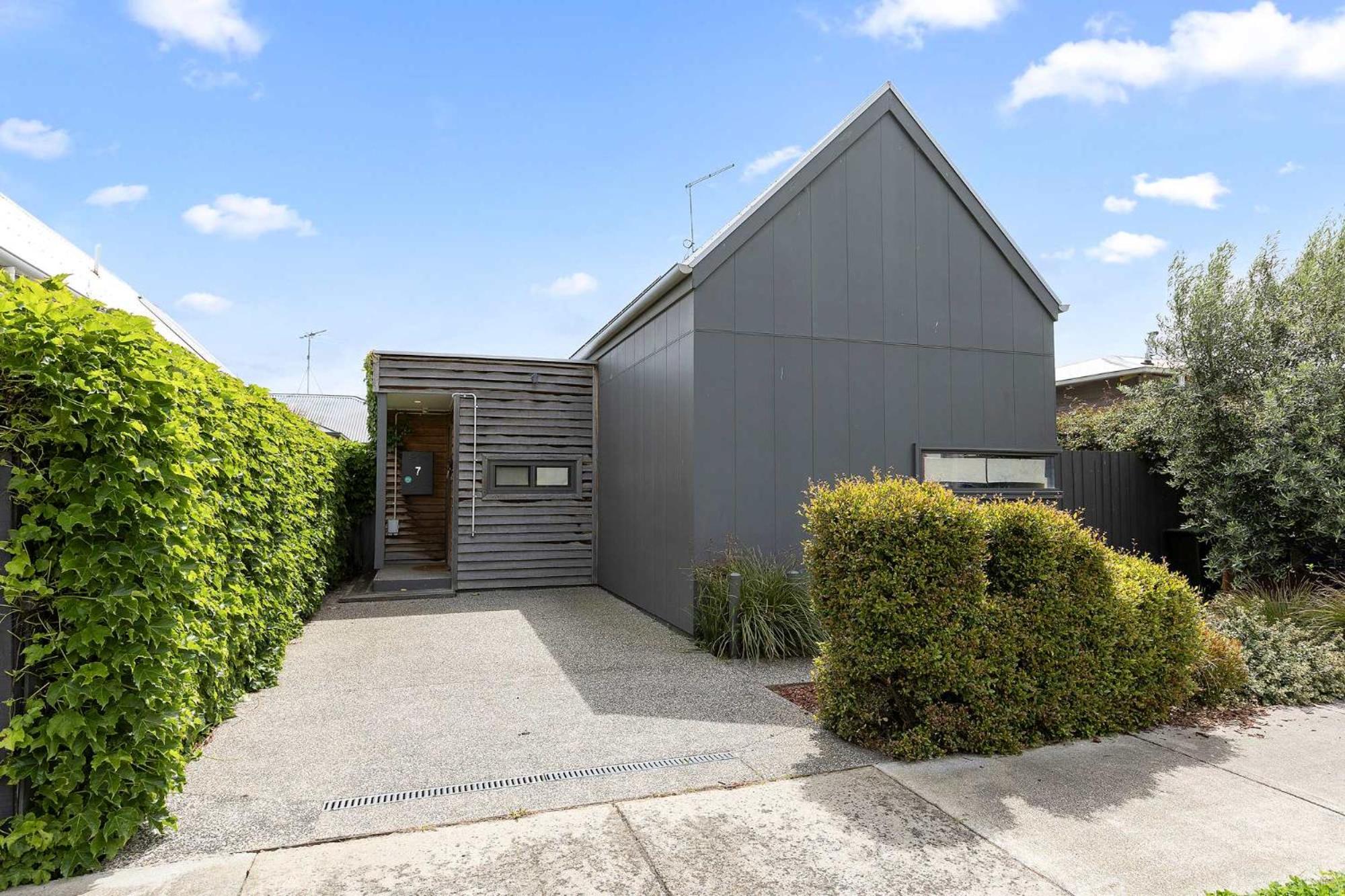 Spacious 1-Bed Townhouse in Norlane