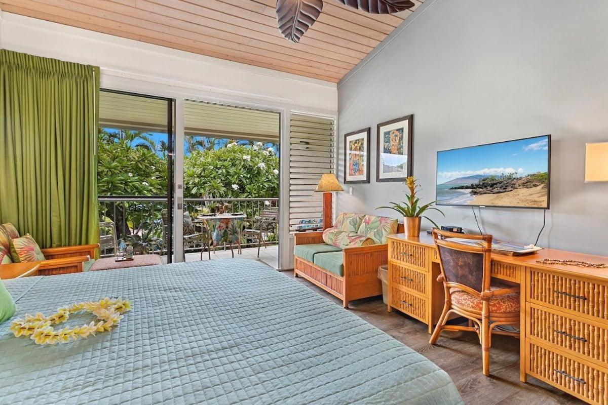 Napili Shores D227 · NS D227 OceanFront Resort w Pool