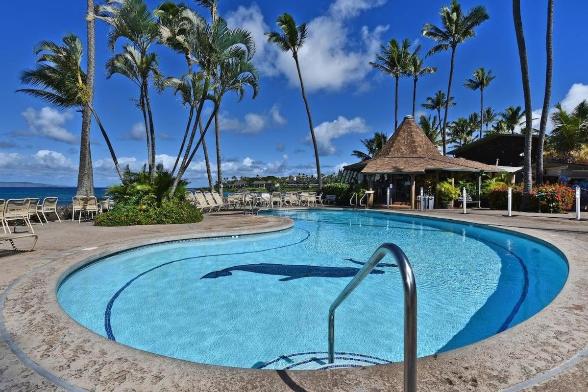 Napili Shores D227 · NS D227 OceanFront Resort w Pool