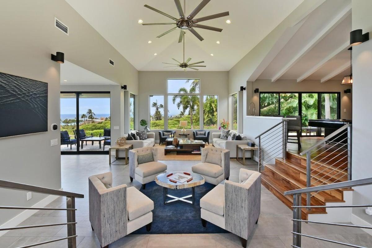Hale Nui · HALE NUI Luxury Retreat 5BD w Private Pool Hot Tub