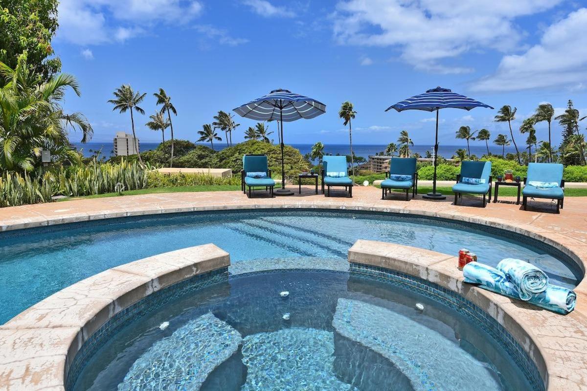 Hale Nui · HALE NUI Luxury Retreat 5BD w Private Pool Hot Tub