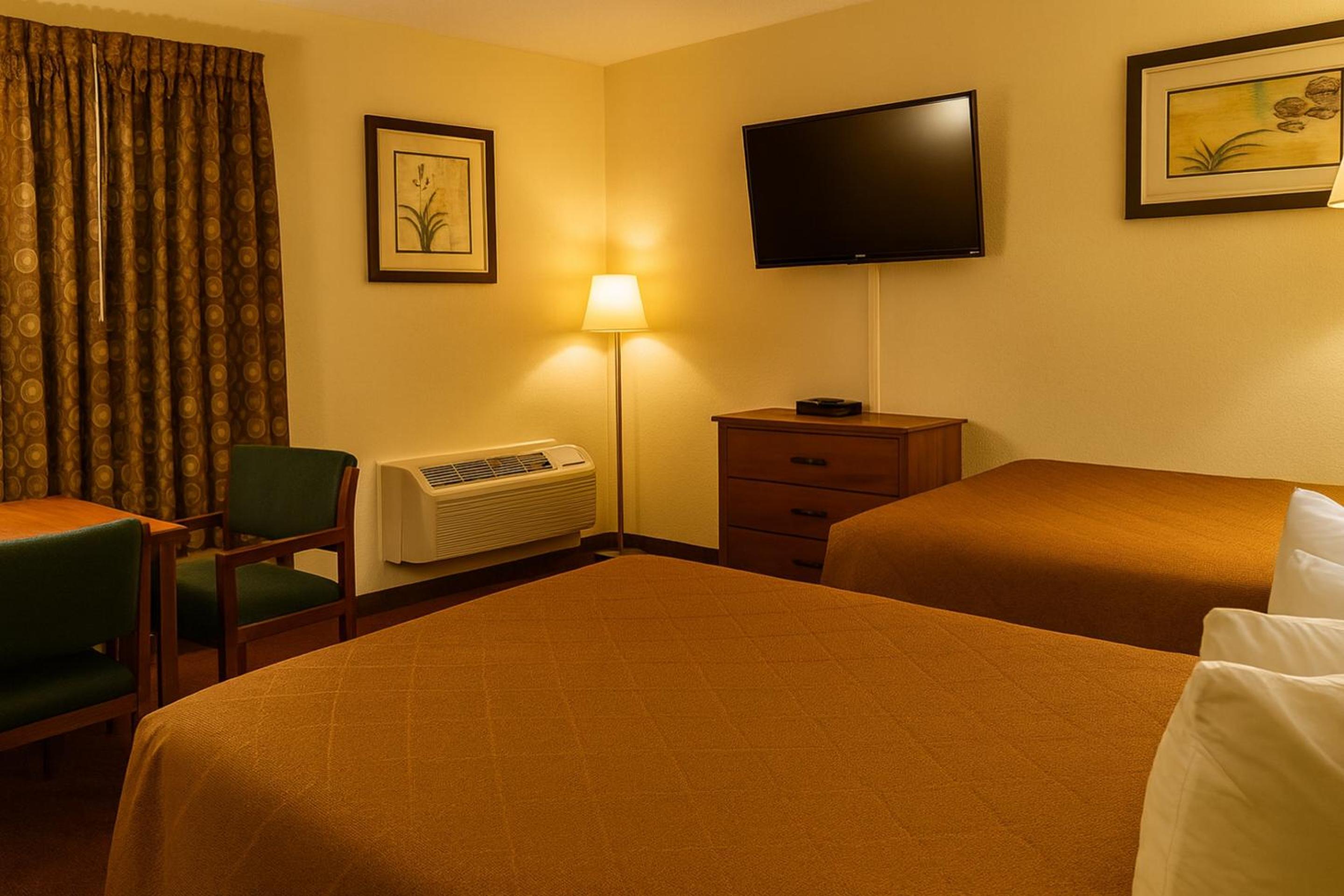 Coratel Inn and Suites By Jasper Wichita North