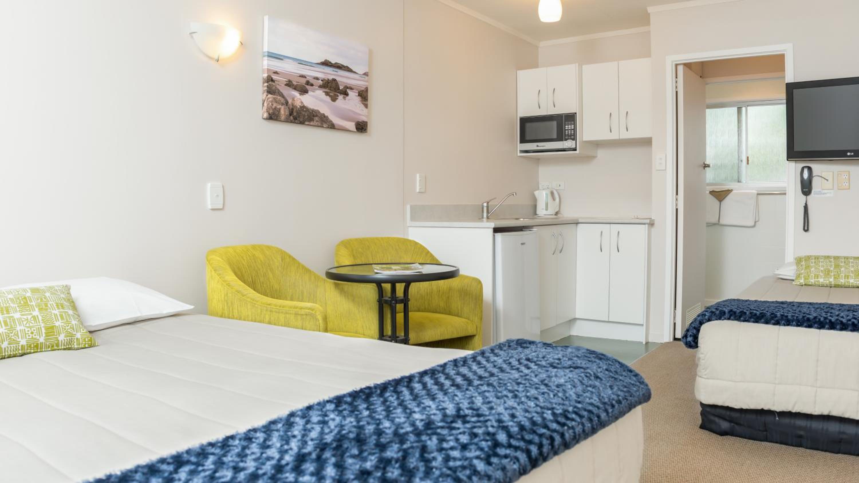 Outrigger Motel