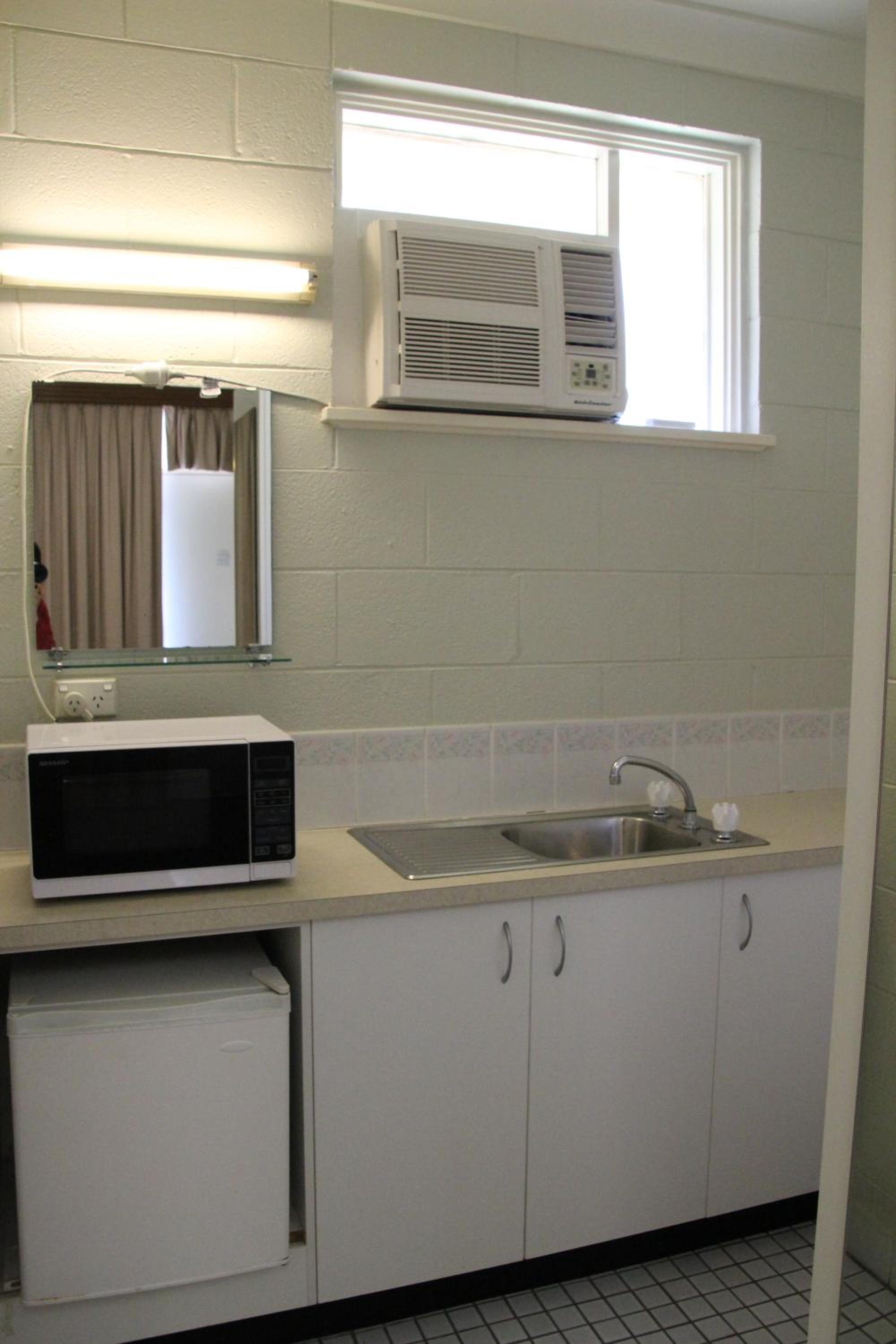 Central Coast Motel