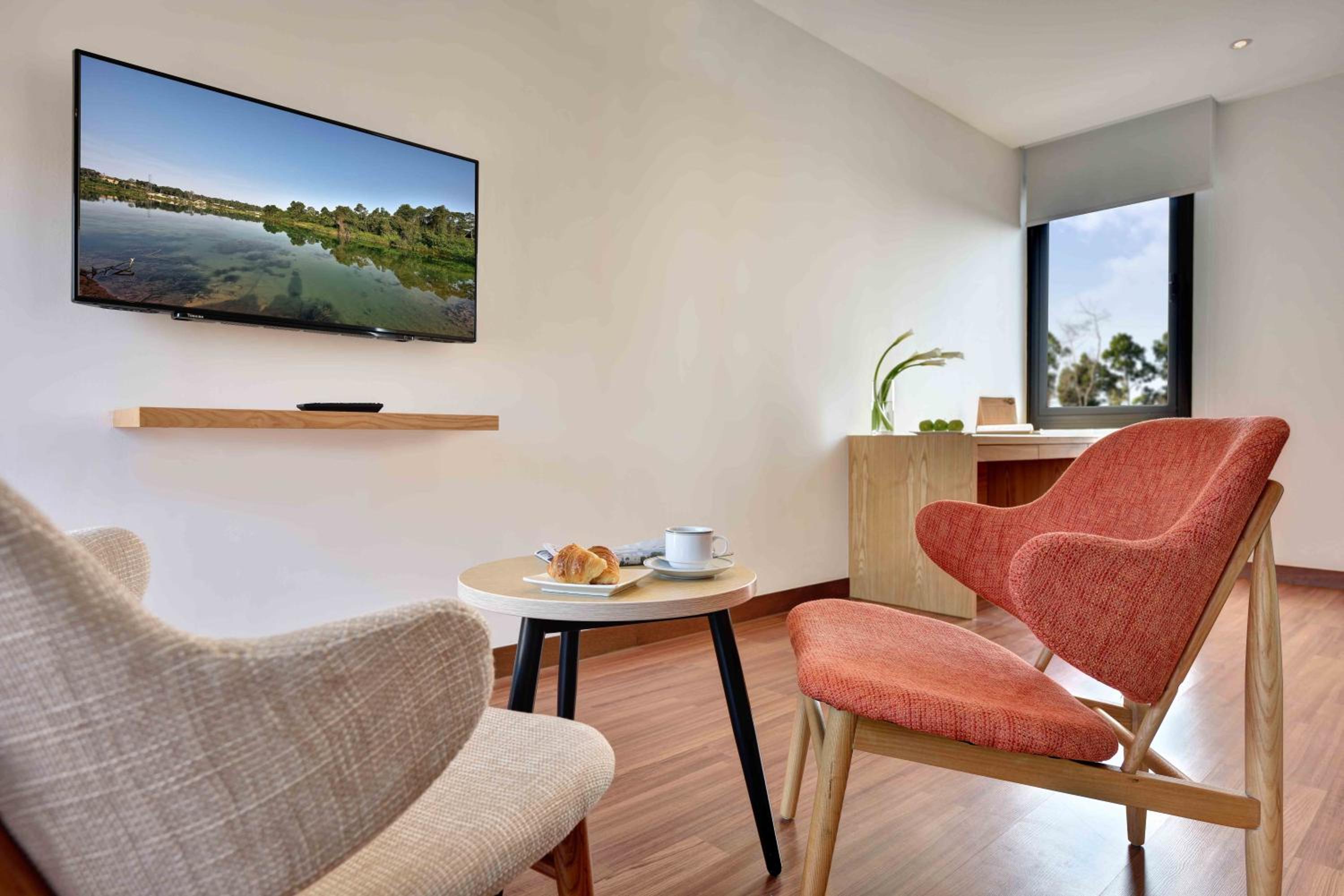 Lakeview Terrace Resort Pengerang