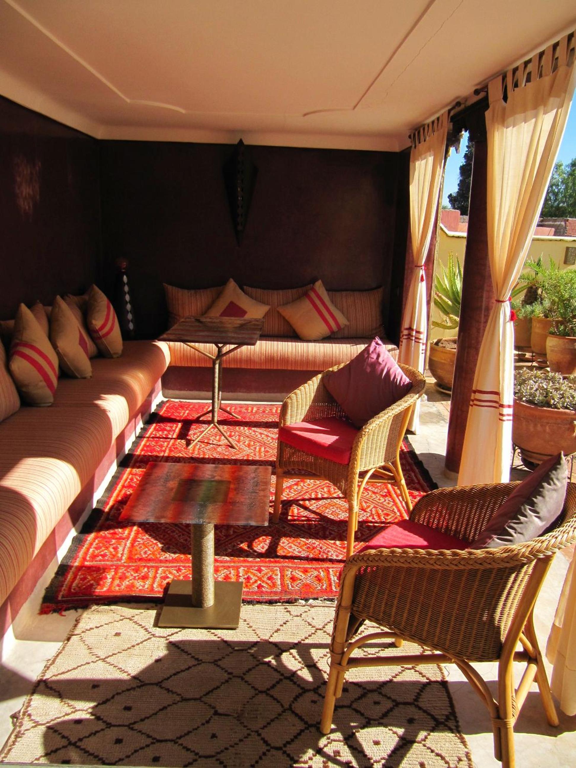 lounge