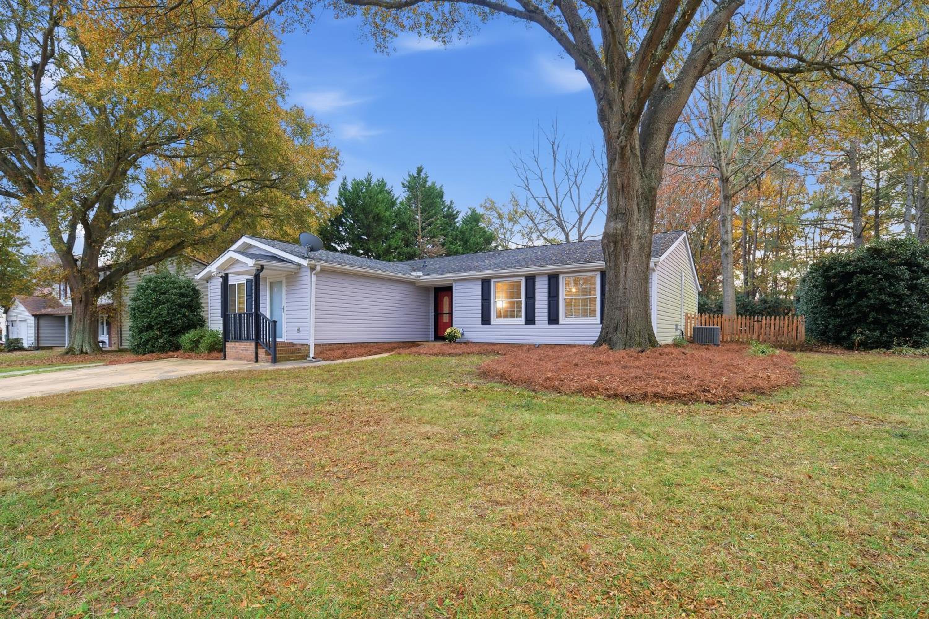 Shadowlake: 4BR House