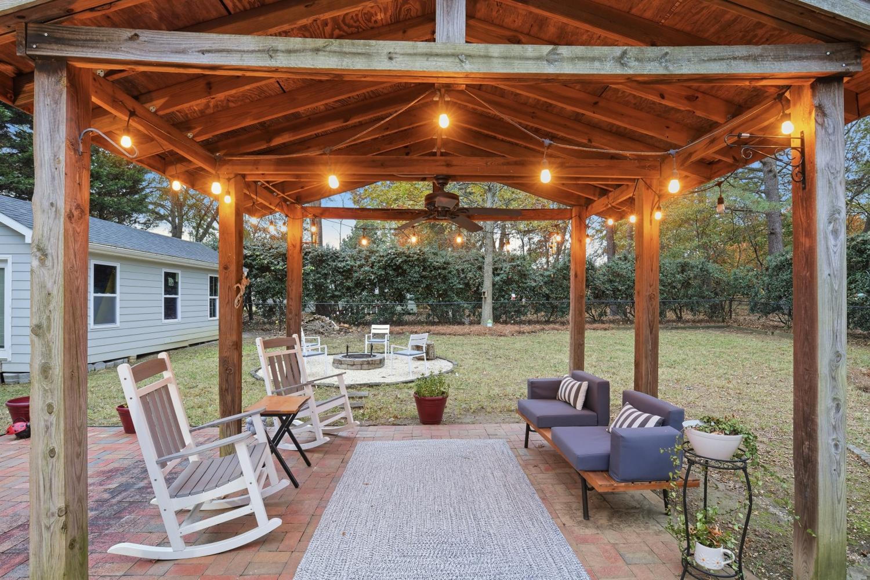 Shadowlake: 4BR House