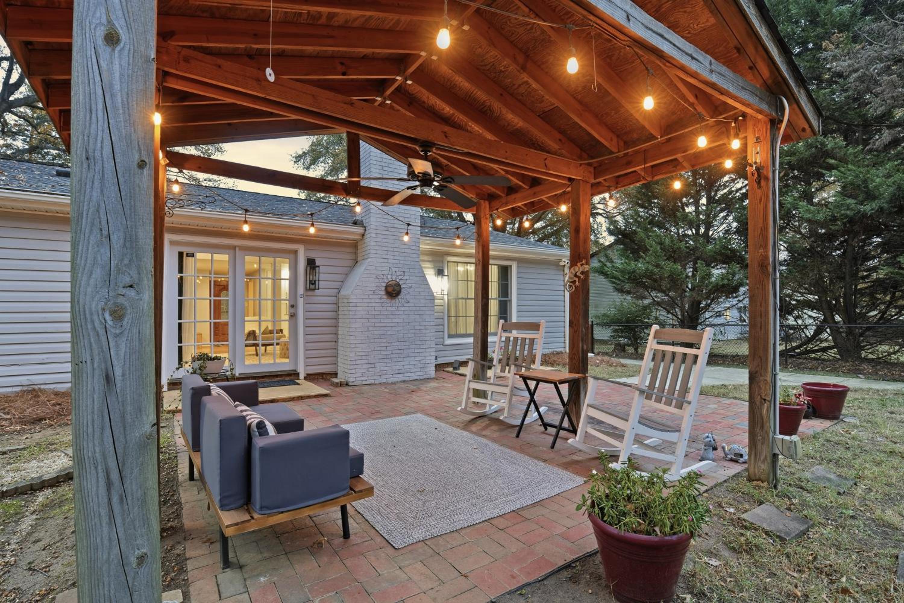Shadowlake: 4BR House