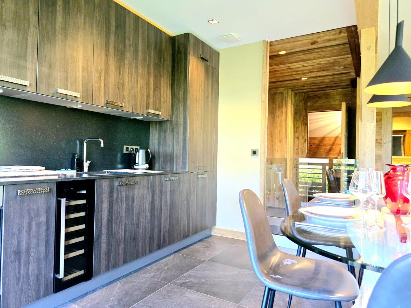 Elegant 3 bedrooms apartment