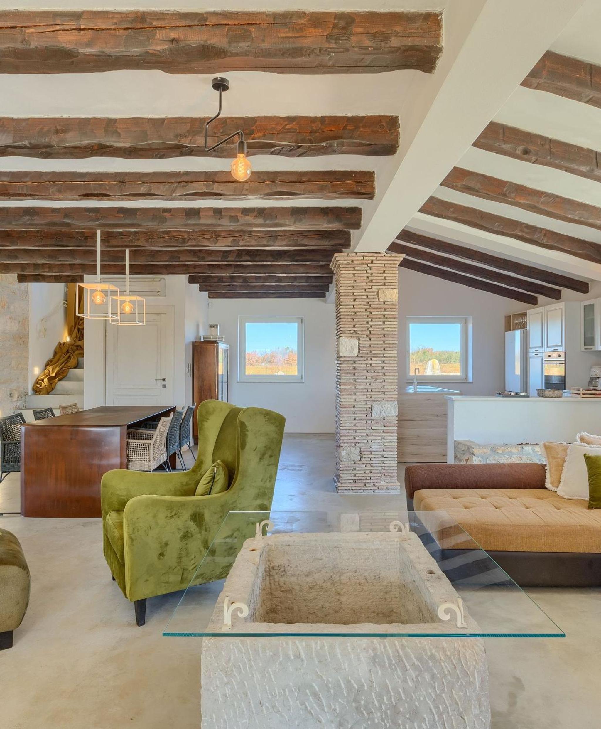 Spacious country villa with private pool