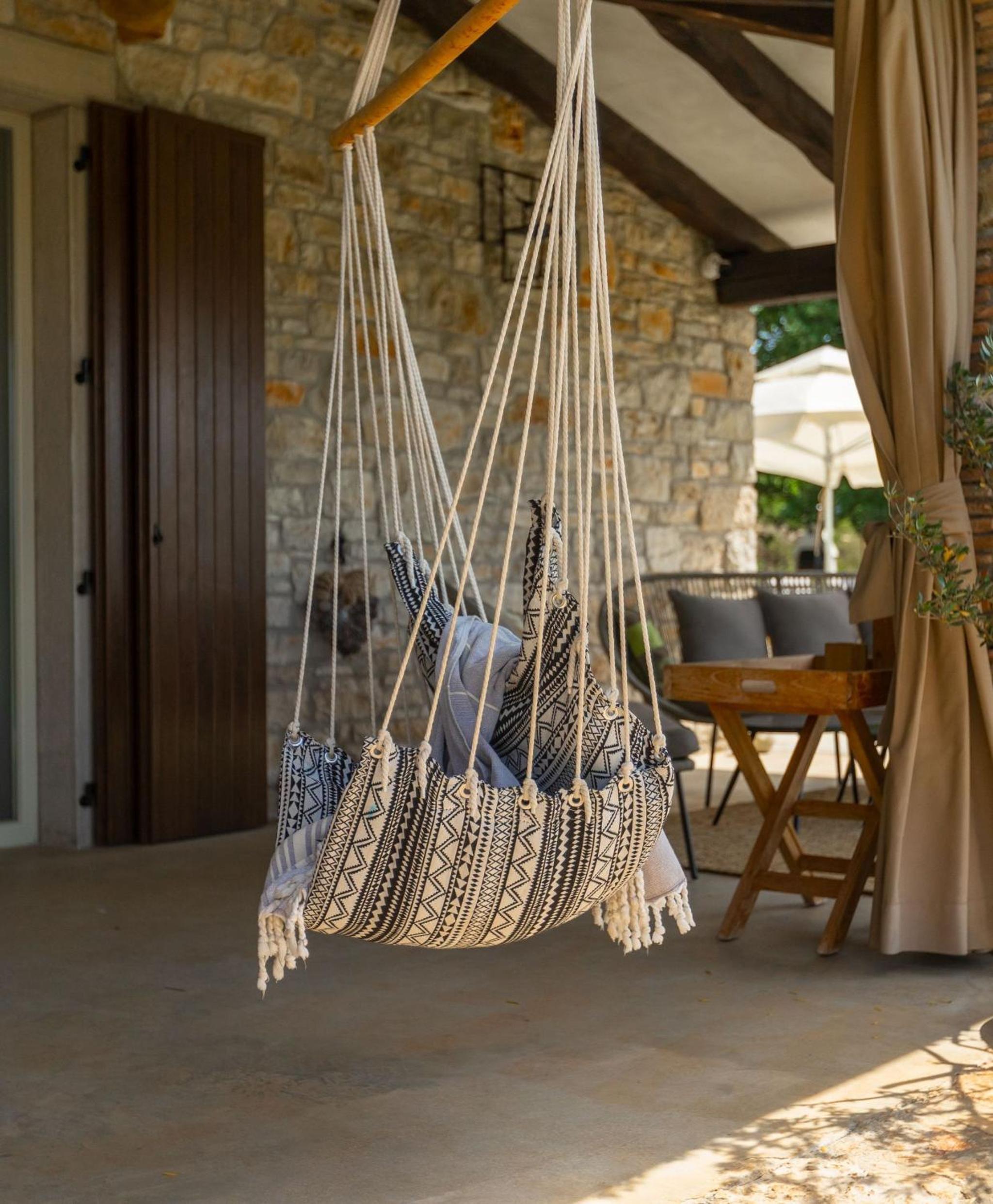 Spacious country villa with private pool