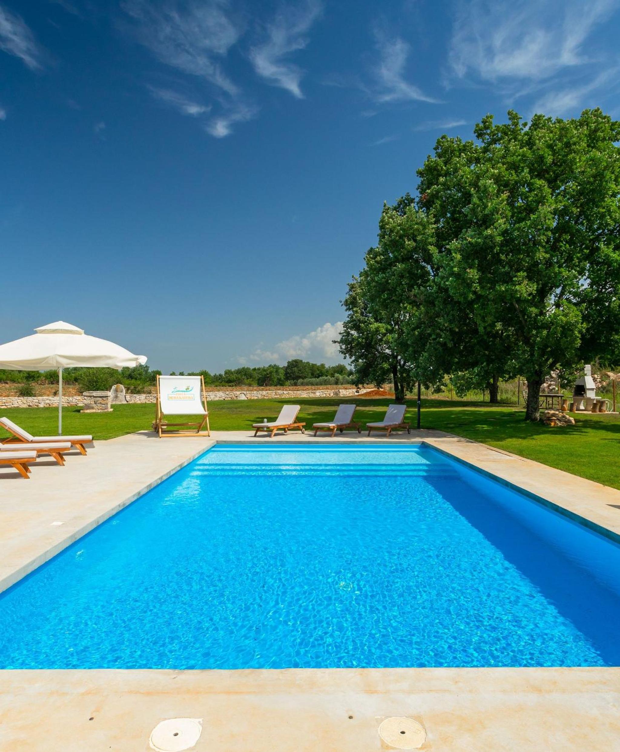 Spacious country villa with private pool