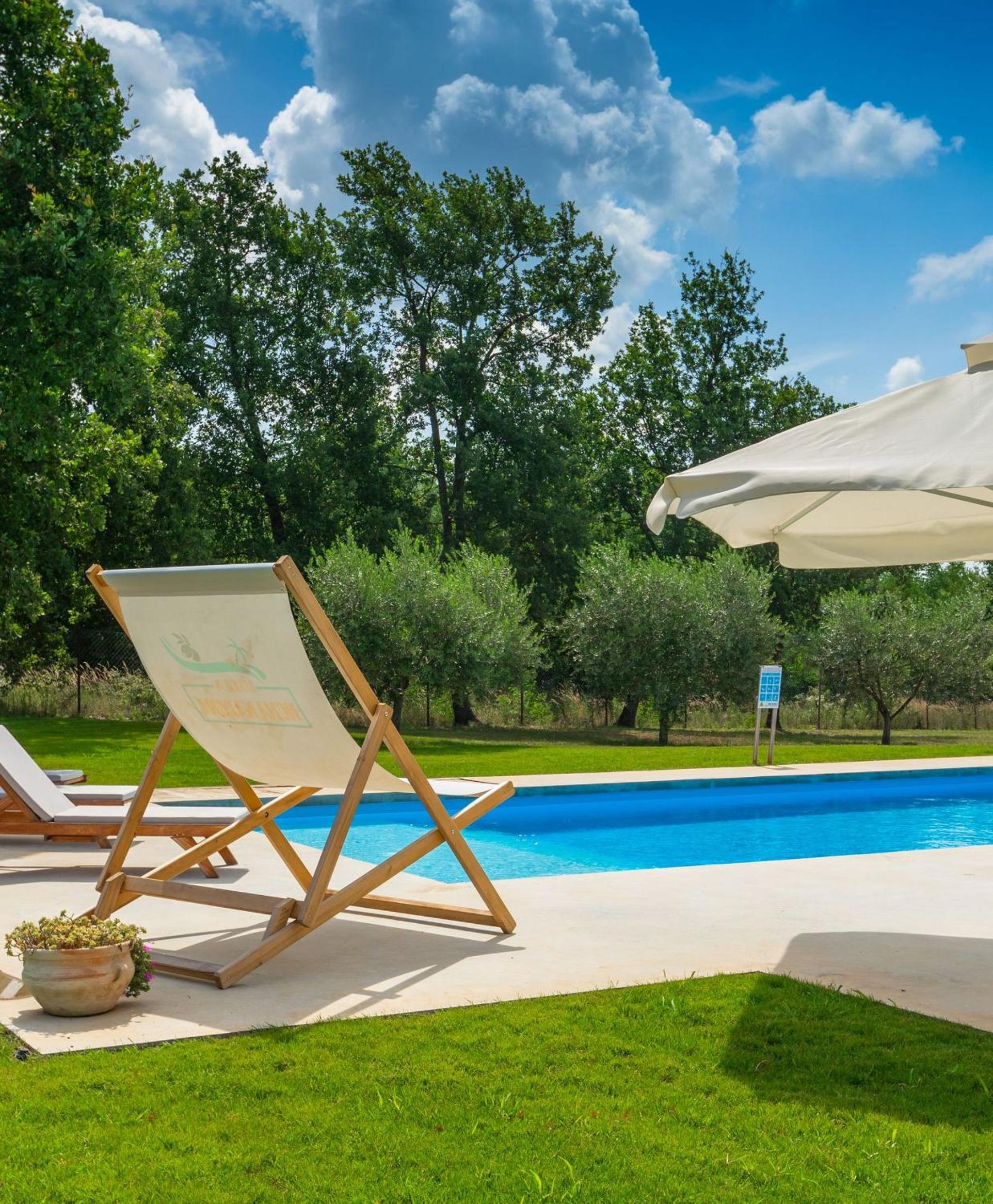 Spacious country villa with private pool