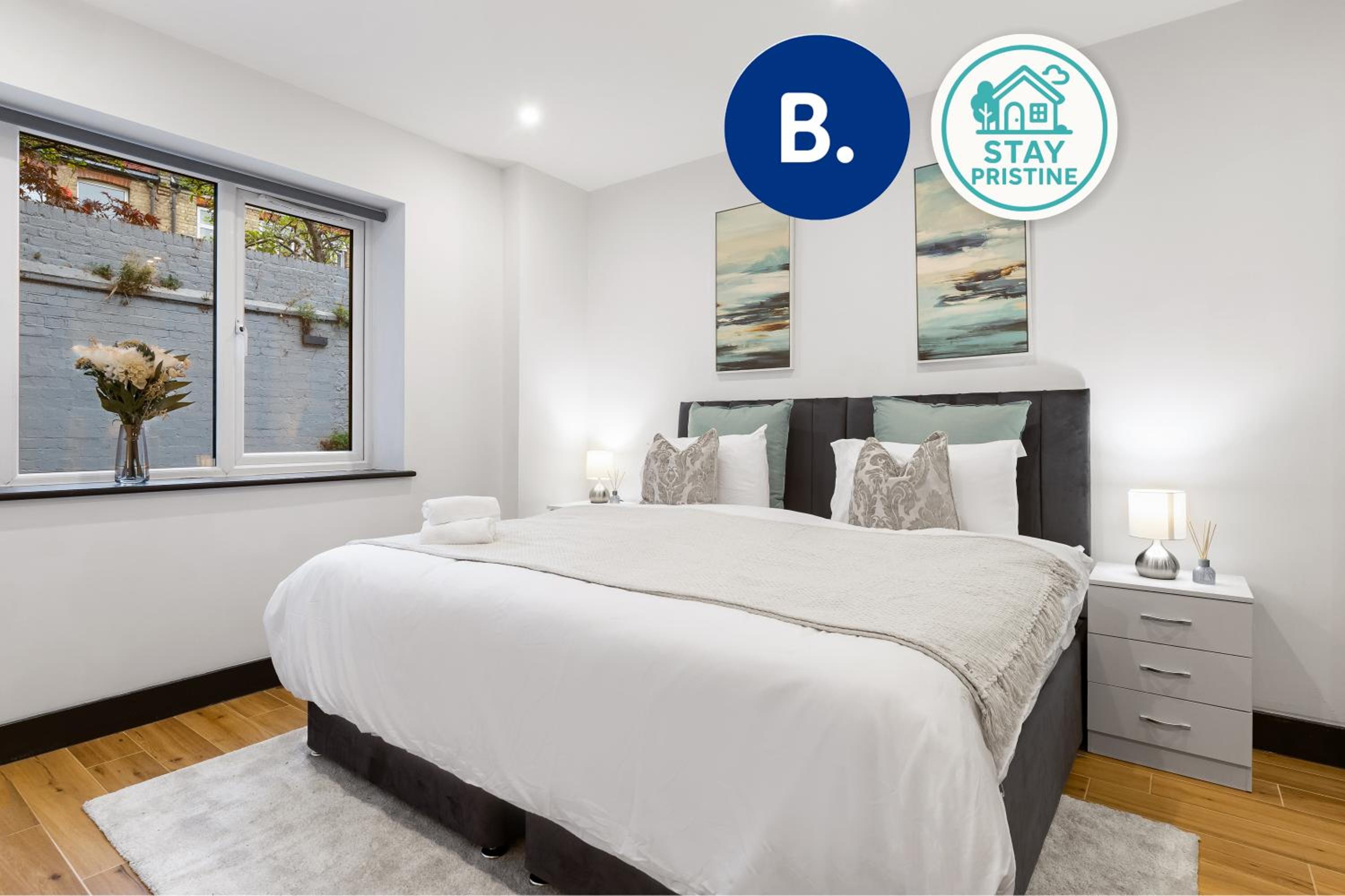 Luxury 1 Bedroom Apartment sleeps 4 with terrace 10 min to tube