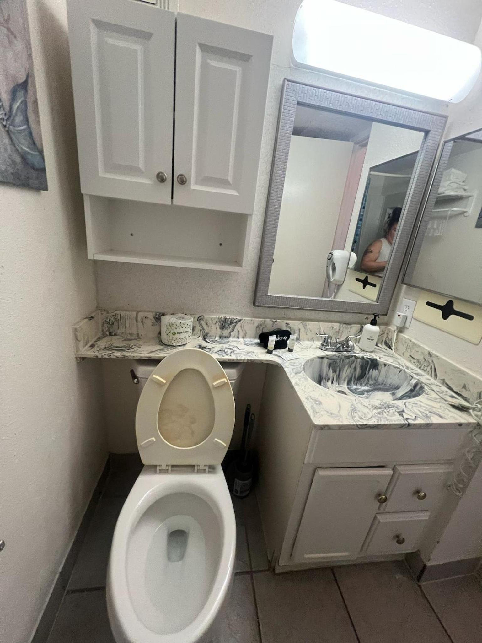 Ocean View - Hot Tubs - Heated Pool - Gym - Tennis ct - Shoreline Stays 22