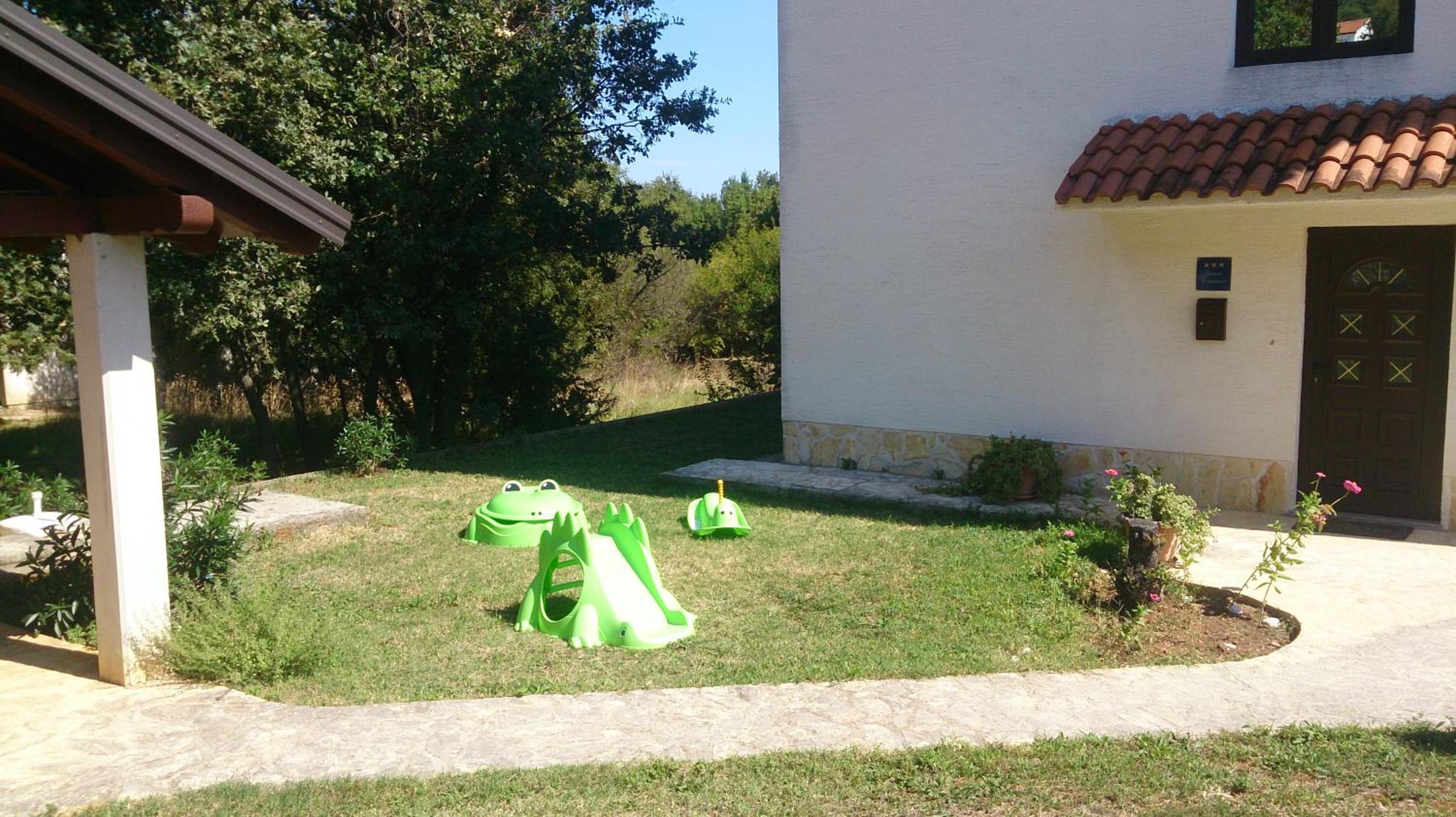 Photo 38