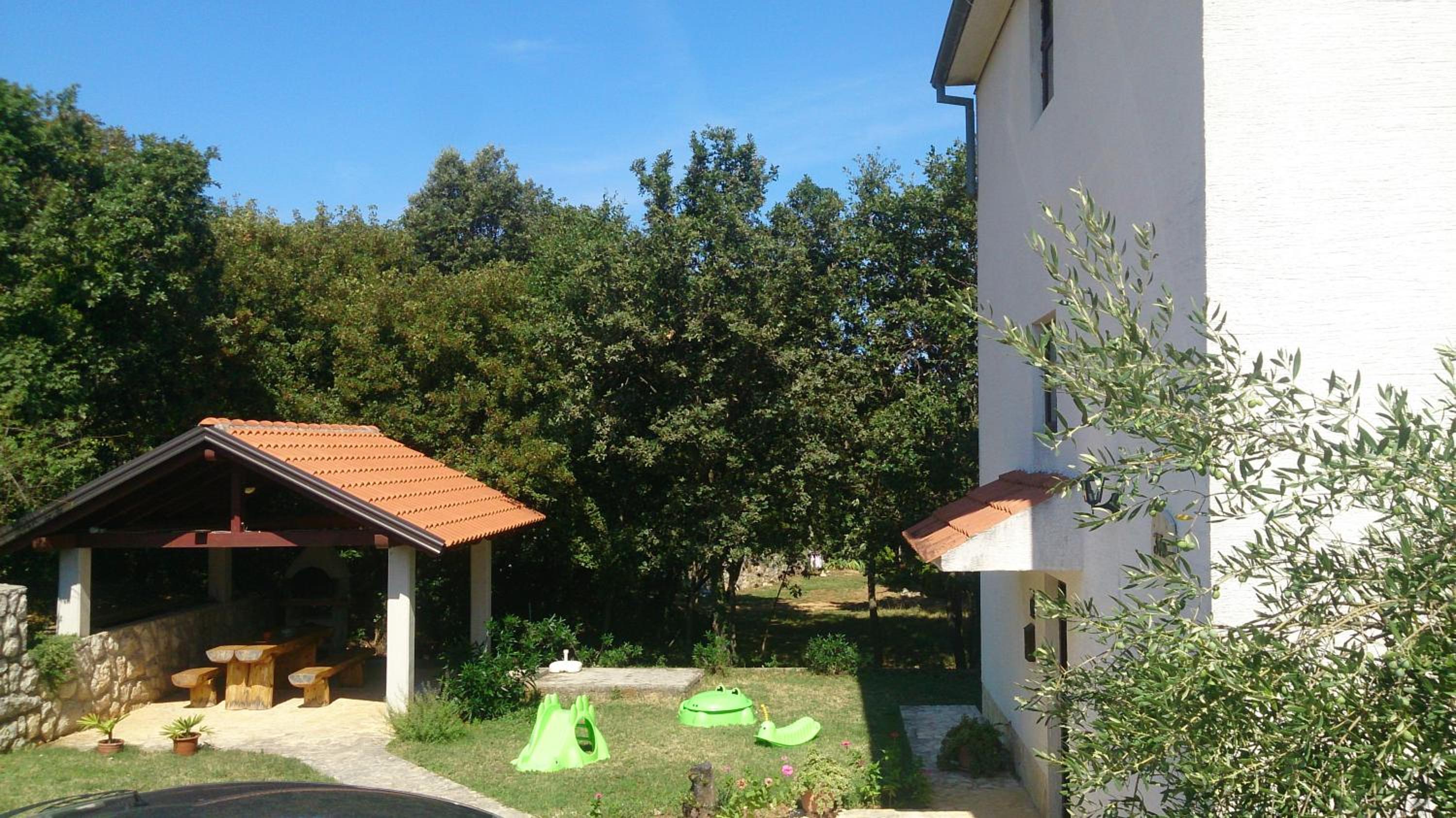 Photo 36