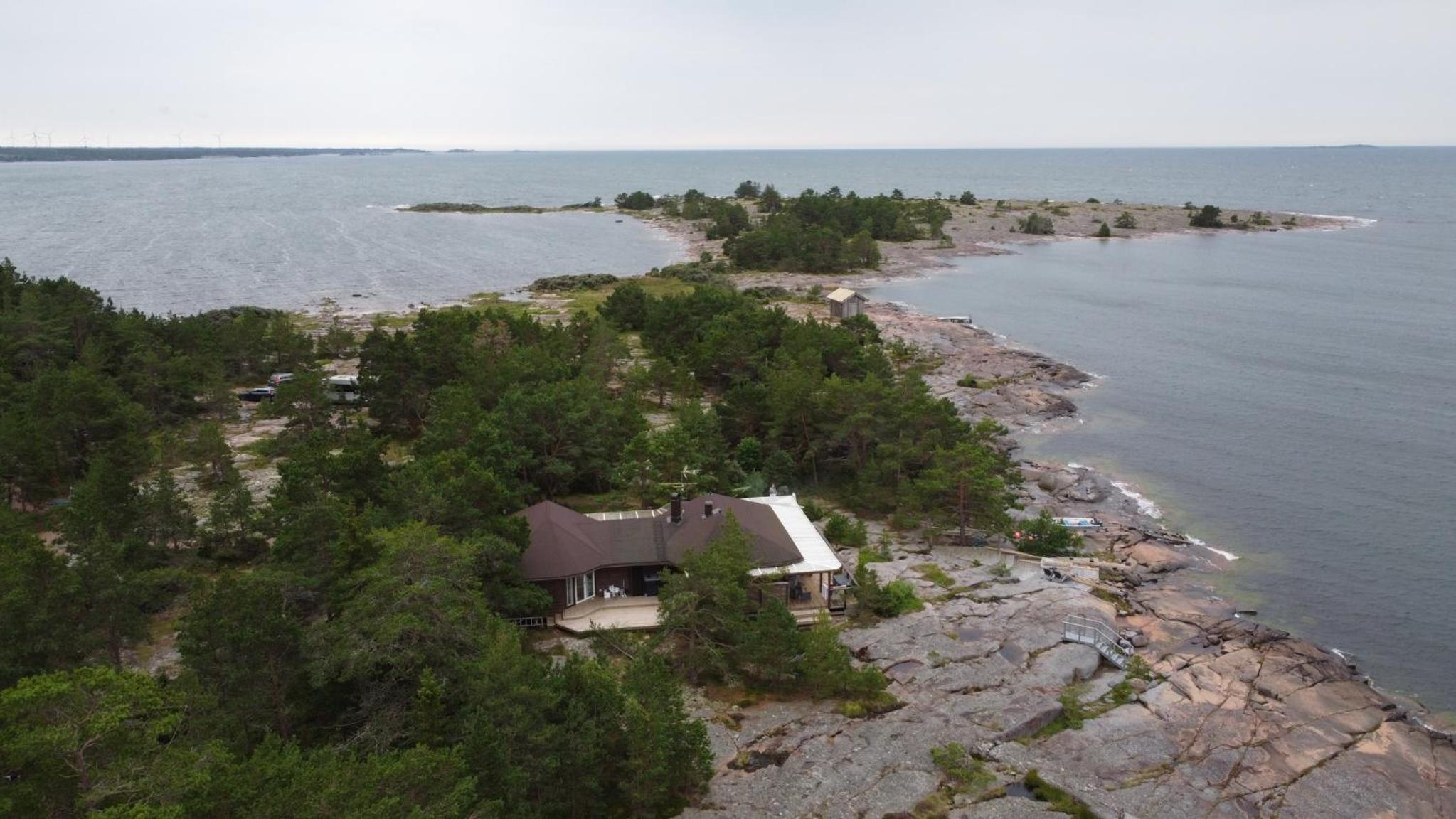 Escape to a Seaside Paradise Your Cozy Hideaway