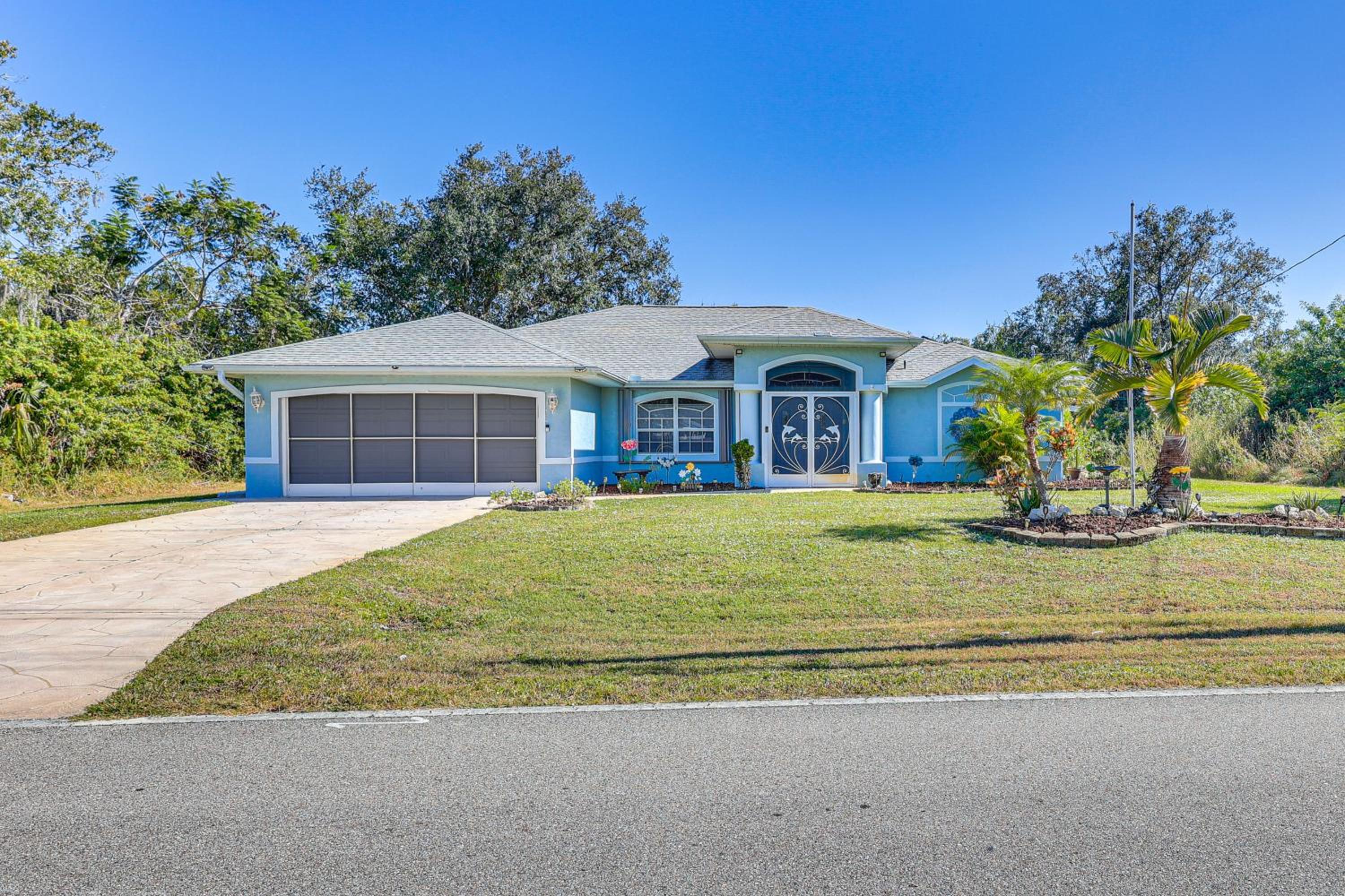 Canal-Front Home with Fishing Dock in Port Charlotte