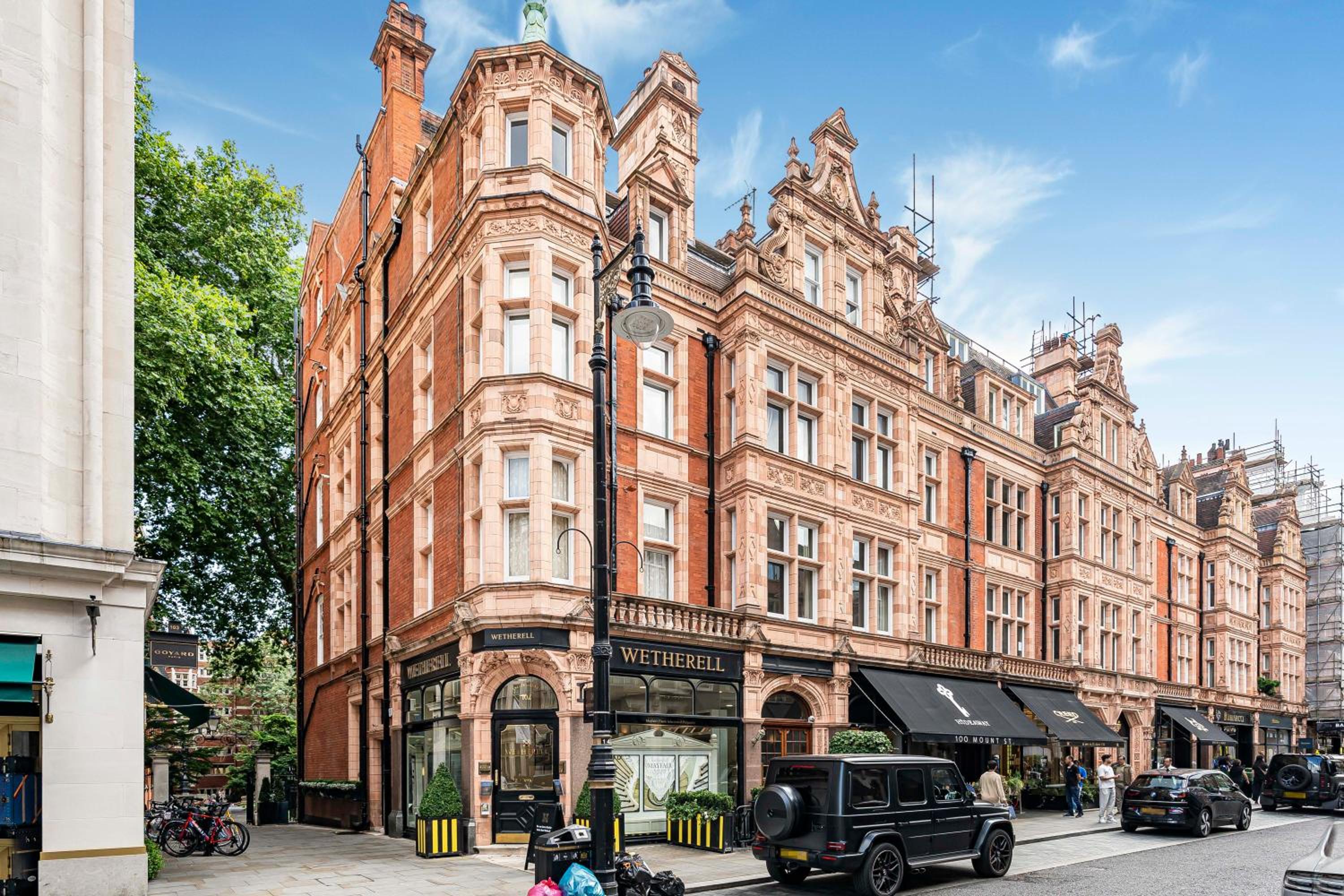 Mayfair Home Central AC Huge Terrace