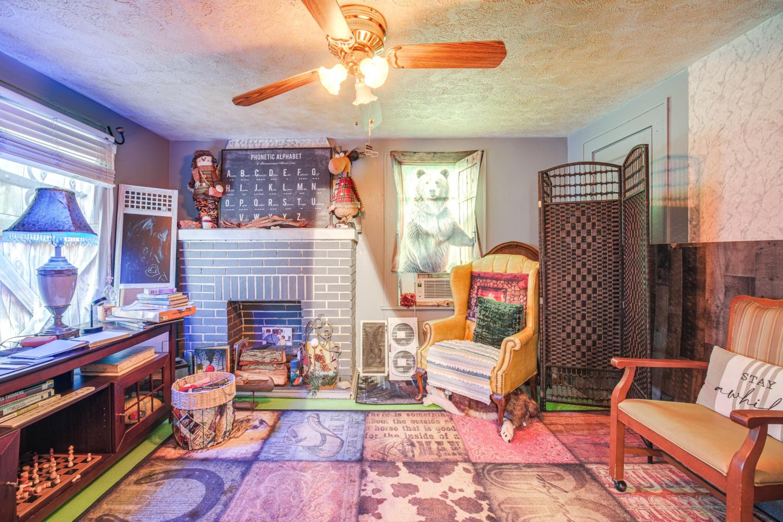 7 Mi to Cuyahoga Valley NP Walkable Apt!