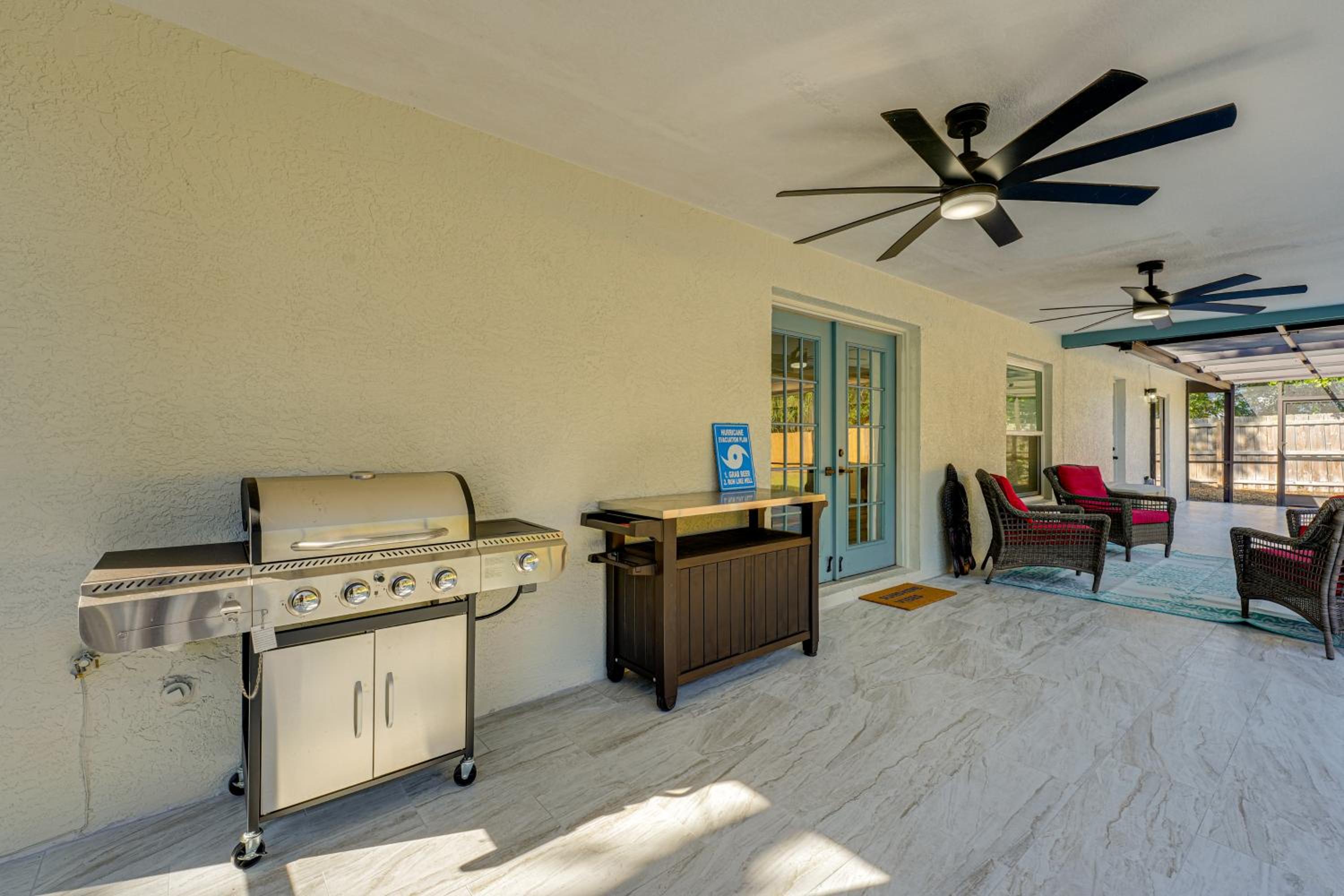 Modern Coastal Escape 1 Mi to Anclote River Park