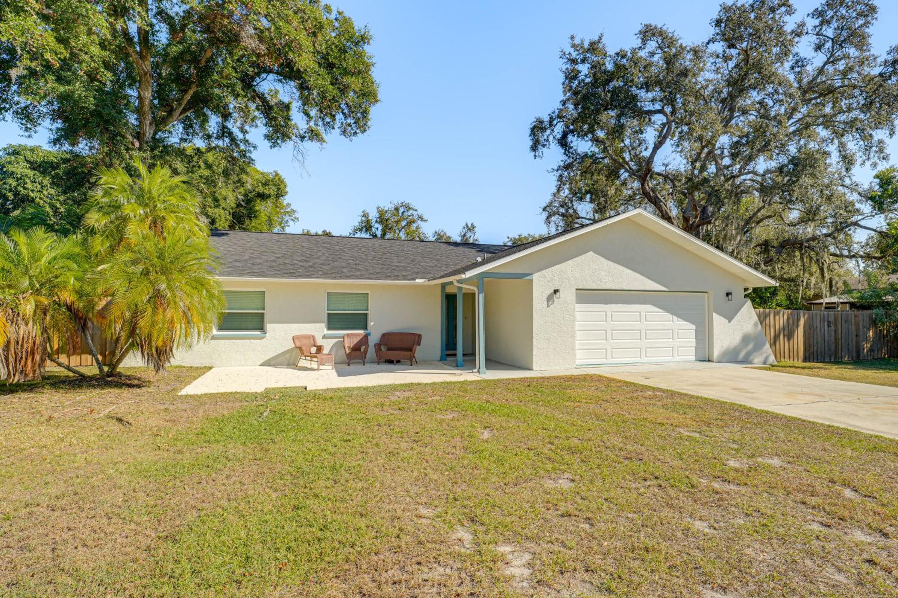 Modern Coastal Escape 1 Mi to Anclote River Park