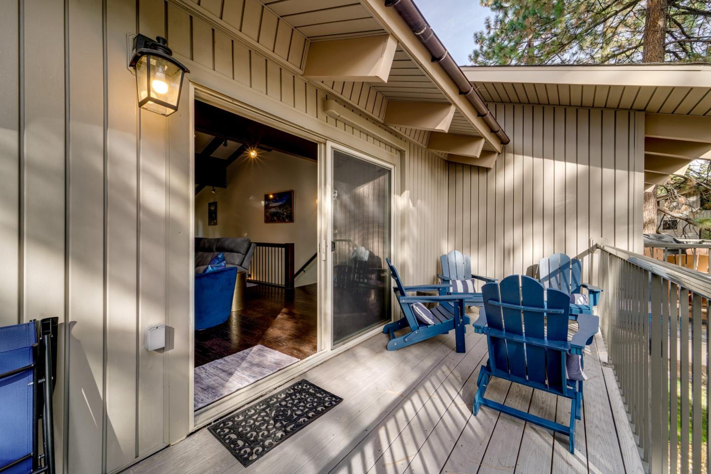 3 Mi to Slopes! Family Tahoe North Shore Getaway