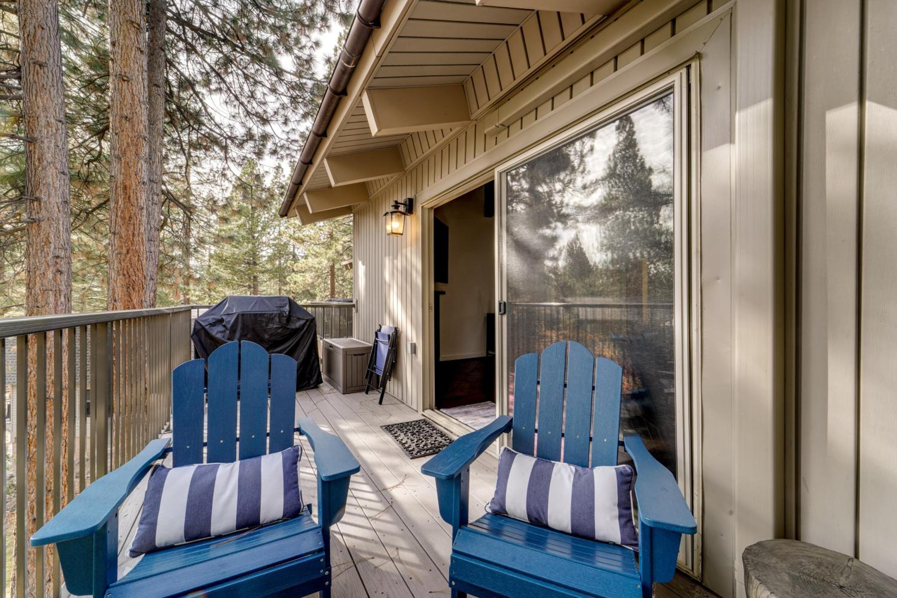 3 Mi to Slopes! Family Tahoe North Shore Getaway